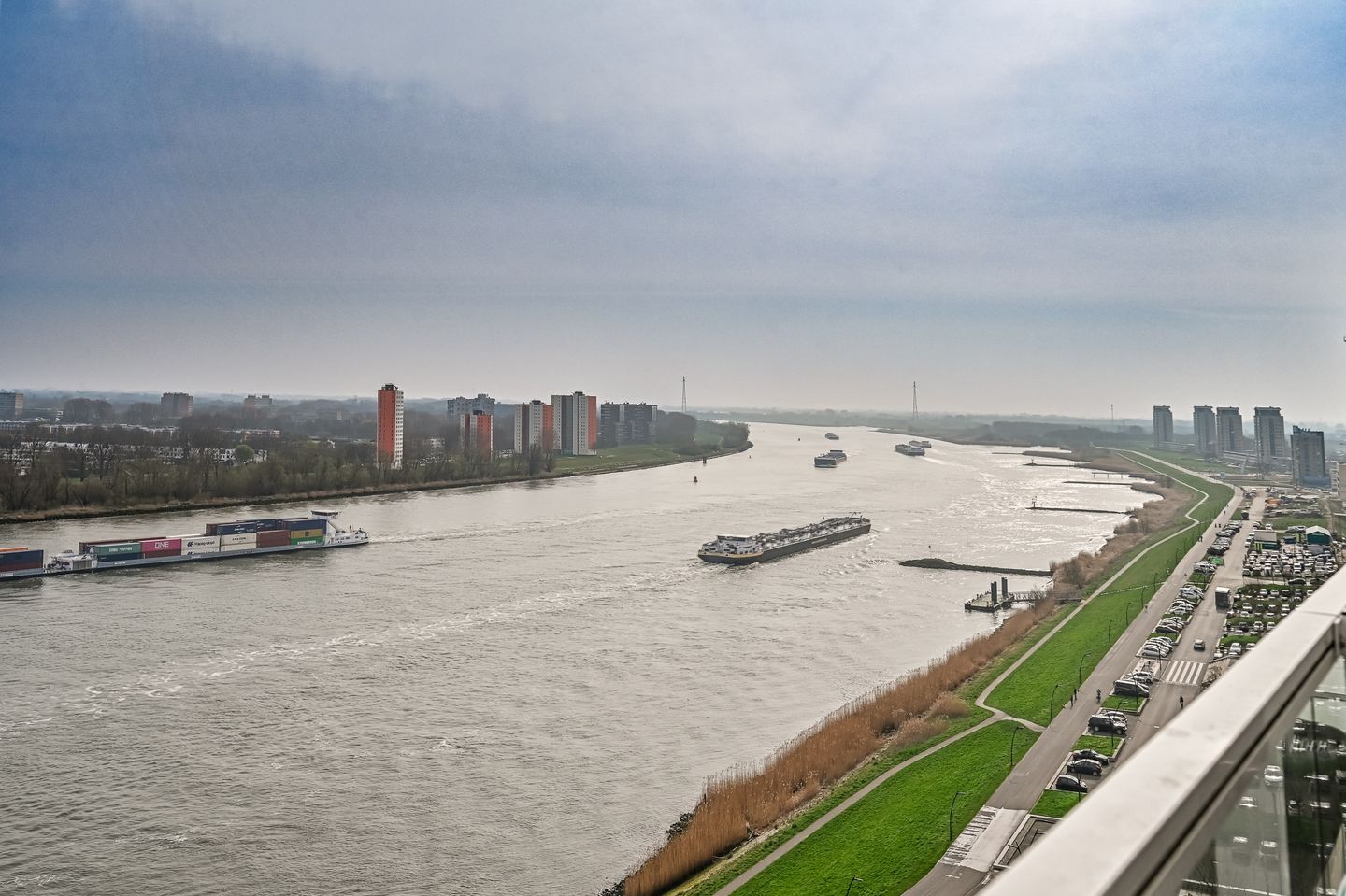 Foto 19 van Hongerlandsedijk 180