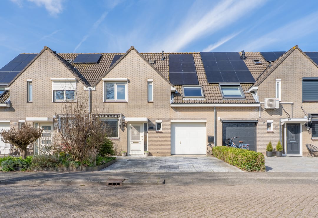 Modern Family Home with A++++ Energy Label in Gouda — 43