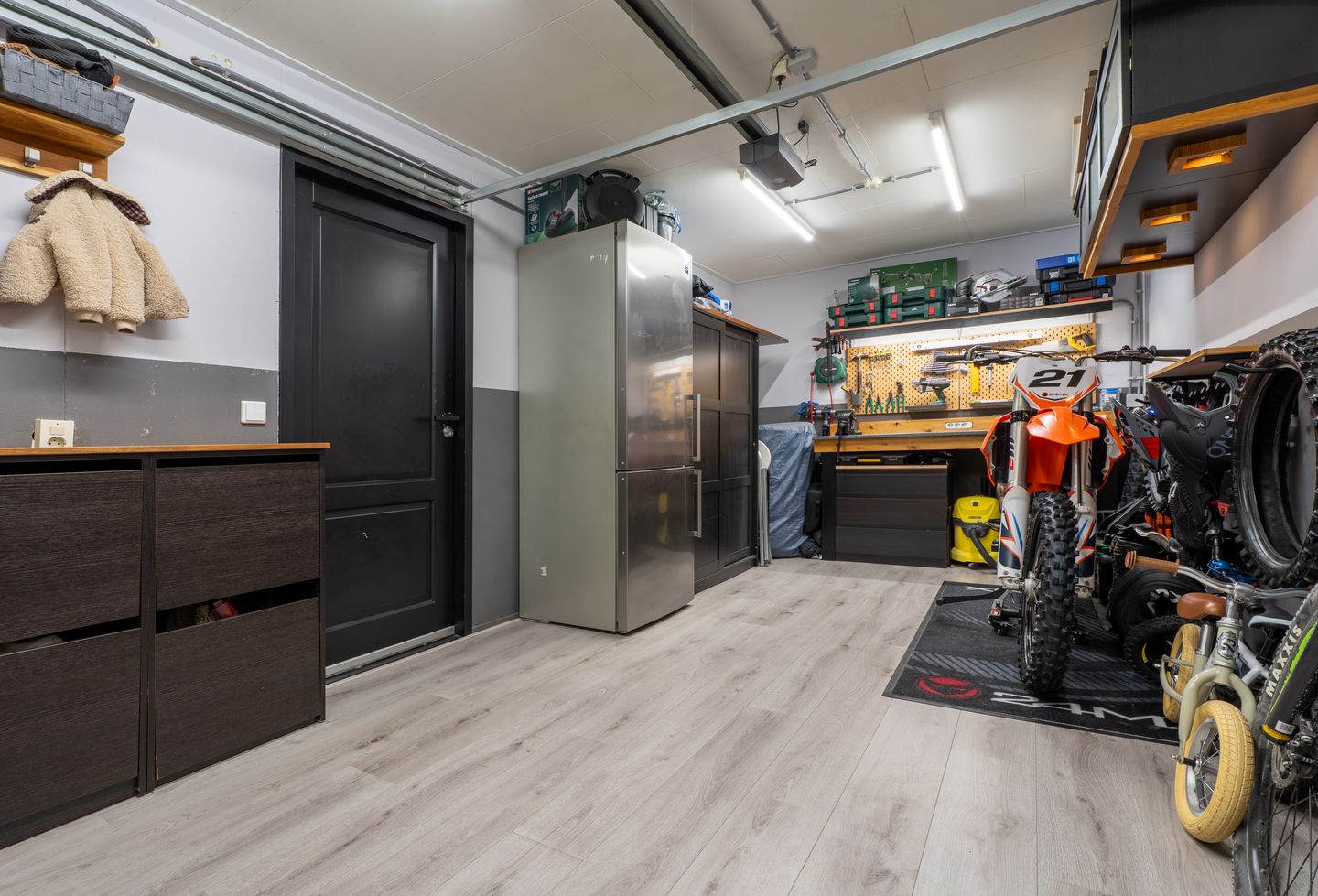 Modern Family Home with A++++ Energy Label in Gouda — 60