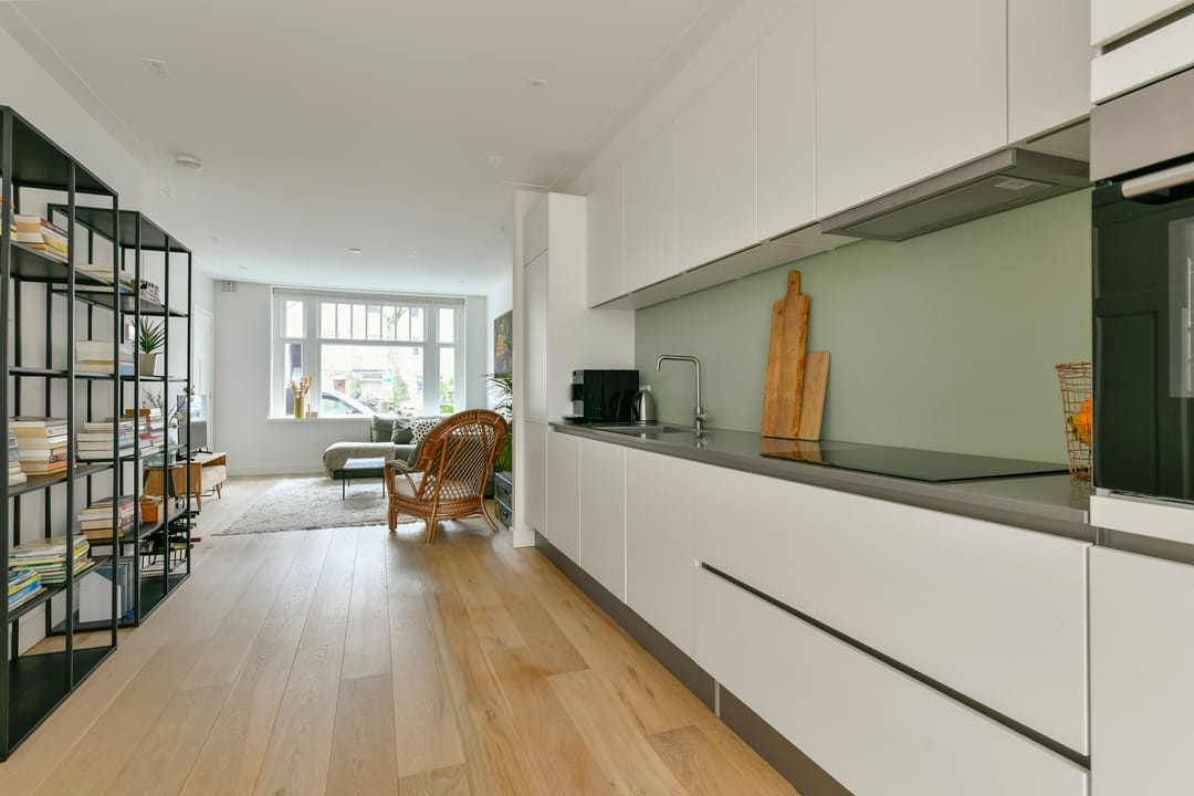 Photo 8 of Van Tuyll van Serooskerkenweg 59-H