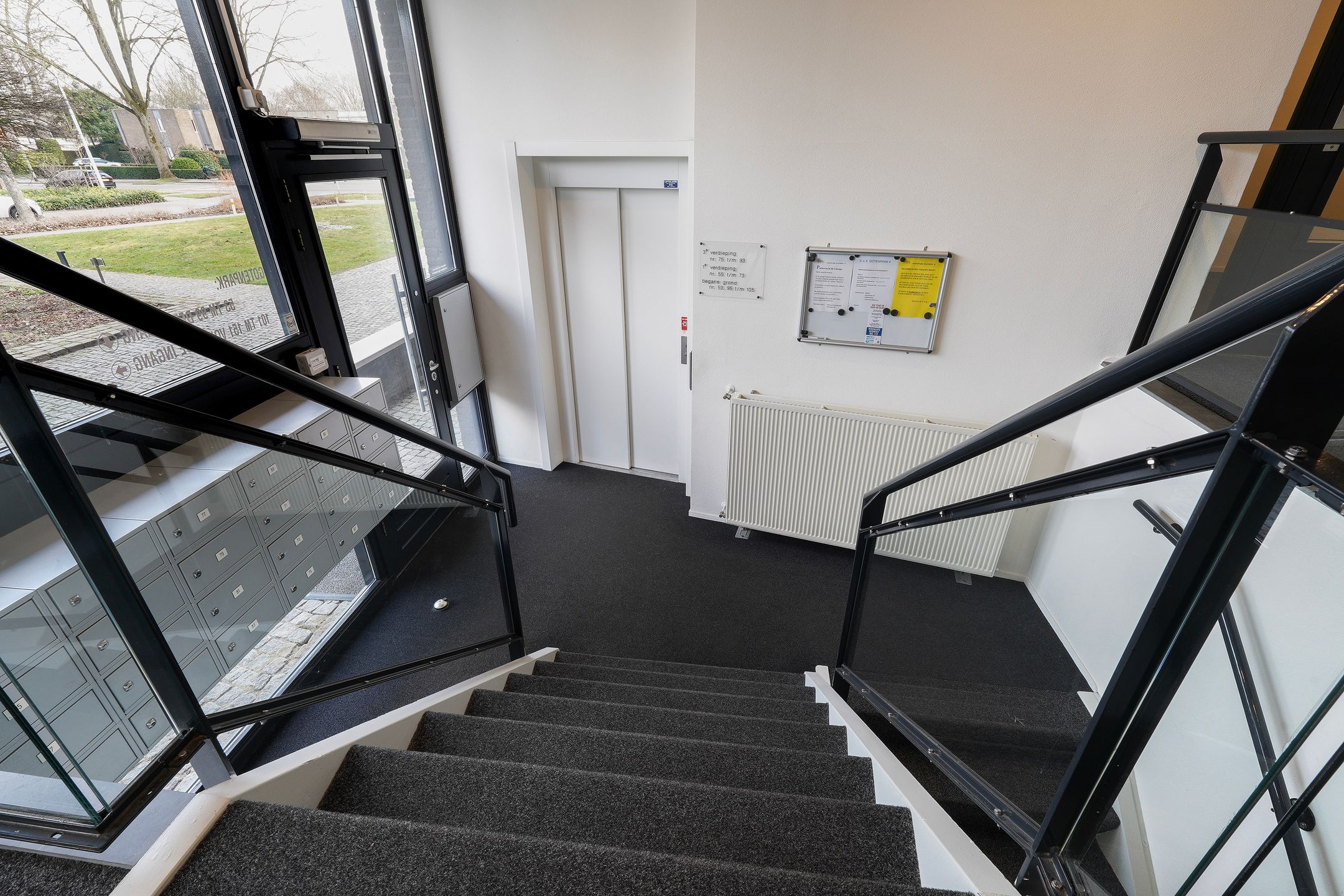 Spacious Ground Floor Apartment with Terrace at Gotenpark, Tilburg — 30