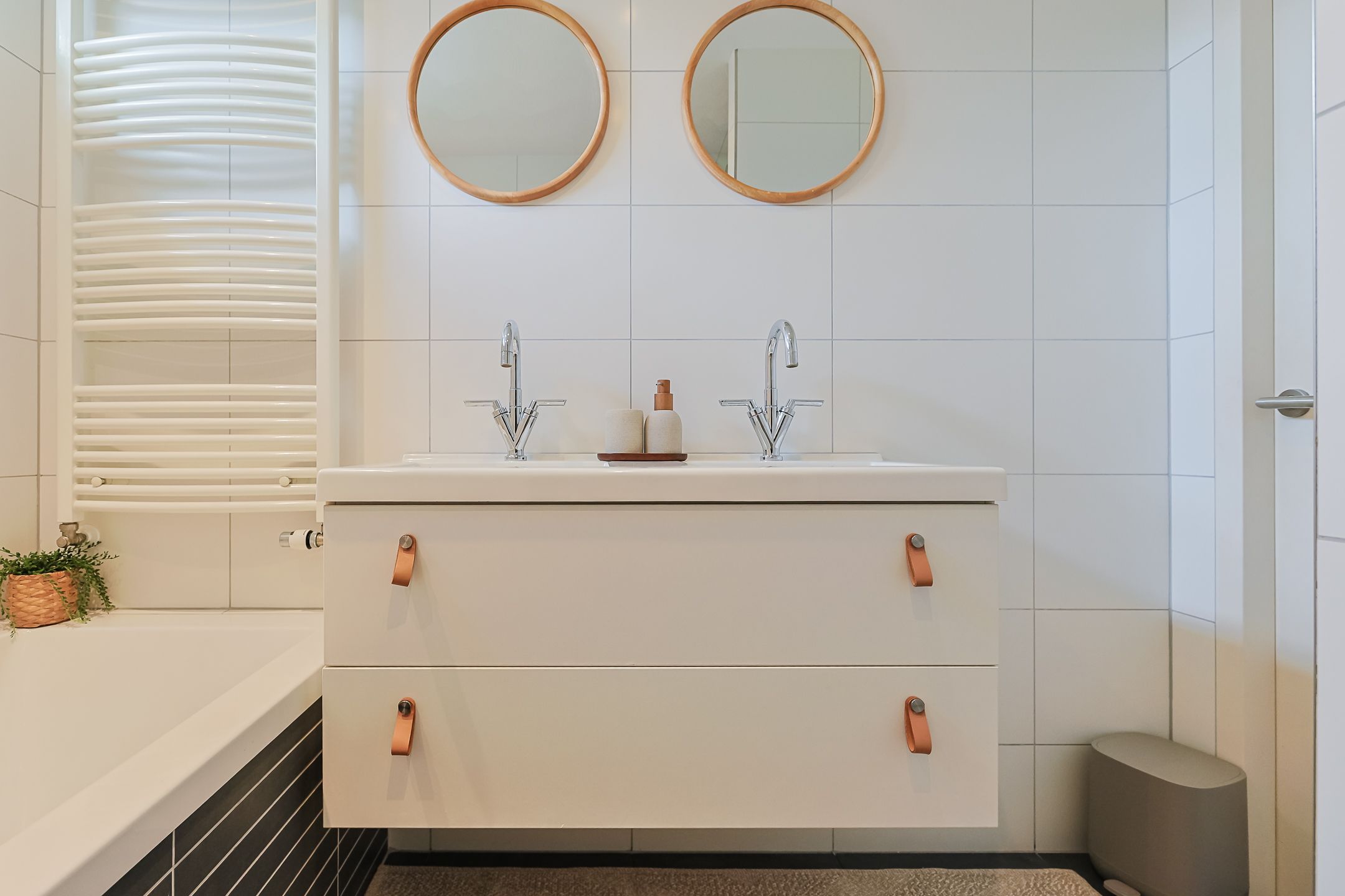 Foto 30 van van Poelgeestlaan 10