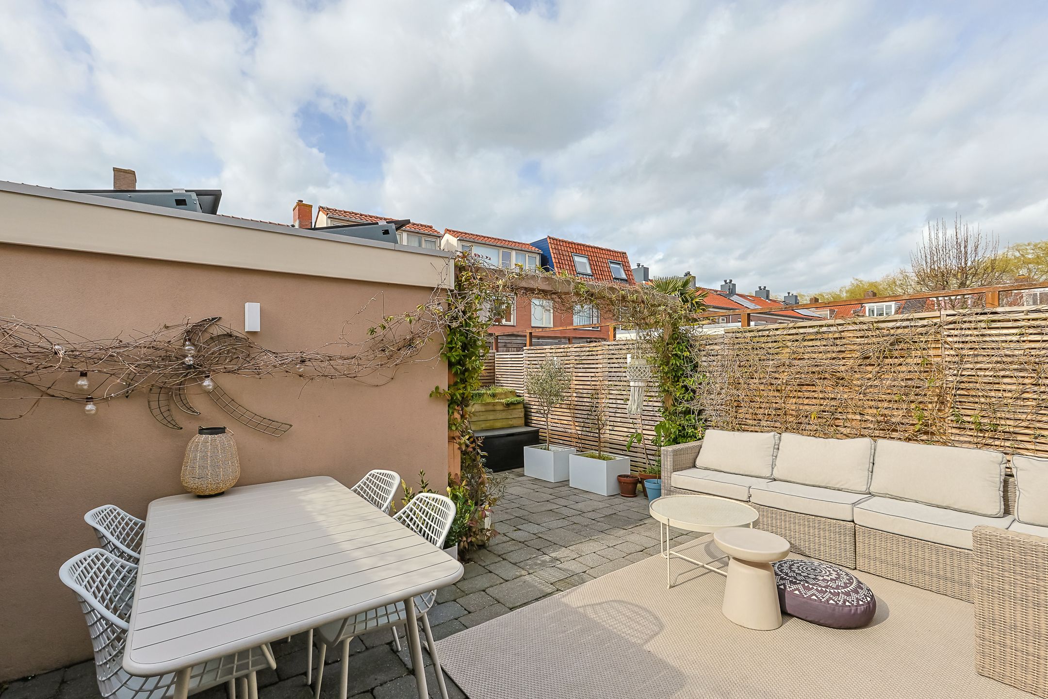 Foto 42 van van Poelgeestlaan 10