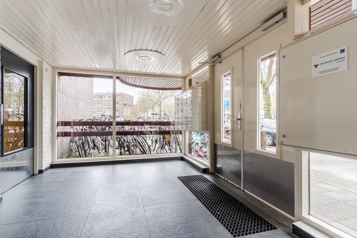 Photo 5 of Limburglaan 163