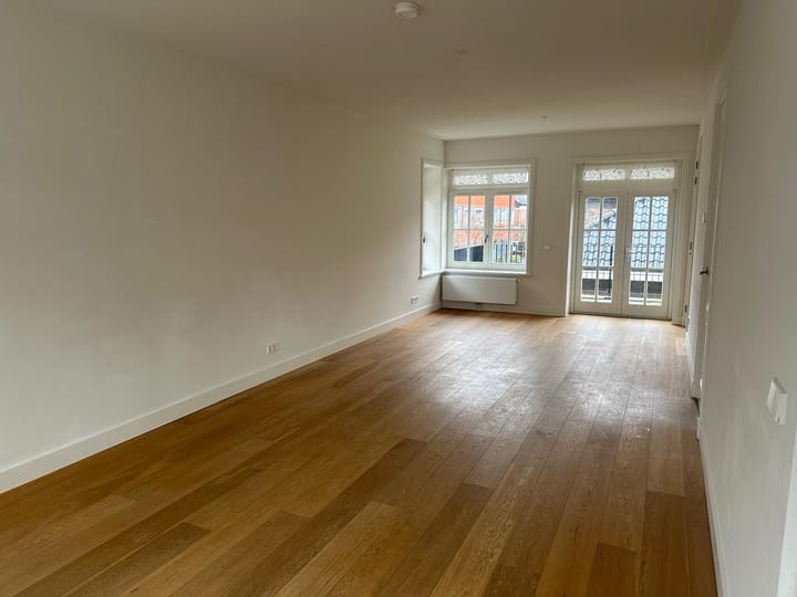 Photo 3 of Bussumerstraat 4-A