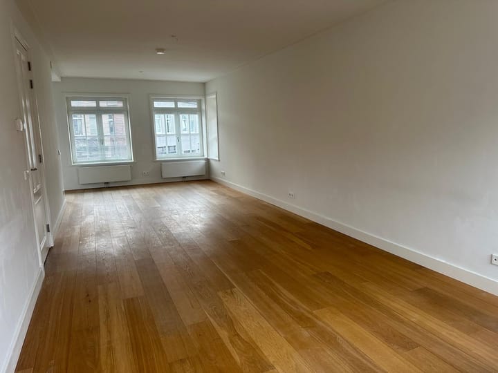 Photo 4 of Bussumerstraat 4-A