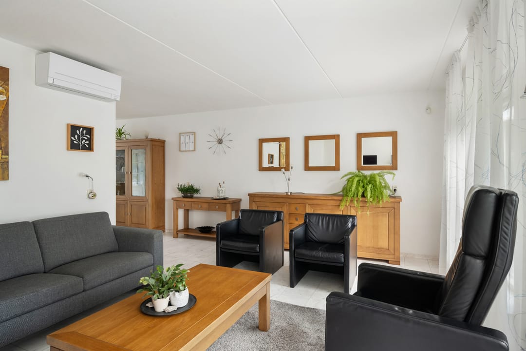 Foto 8 van Burg. Korstanjestraat 71