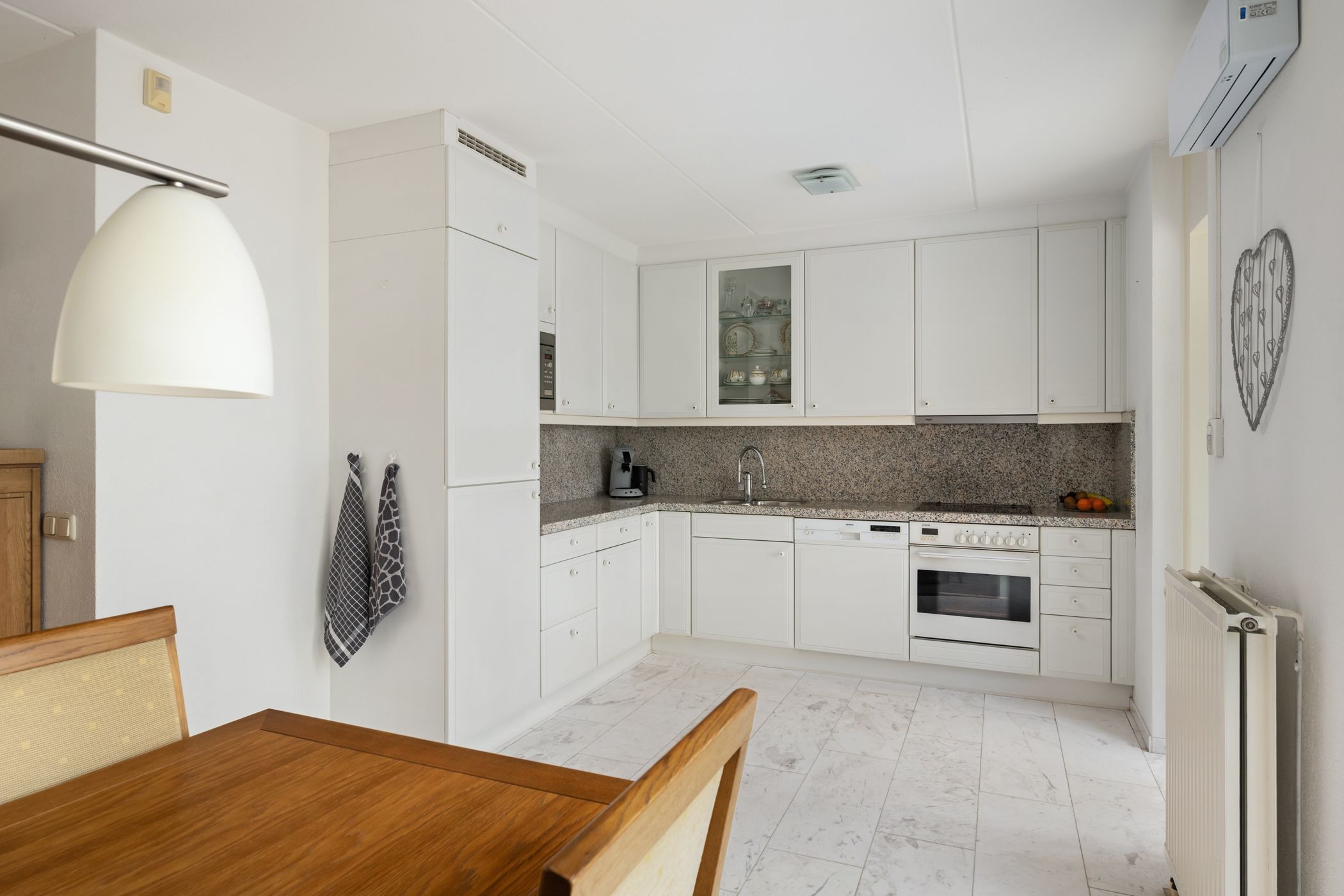 Foto 12 van Burg. Korstanjestraat 71