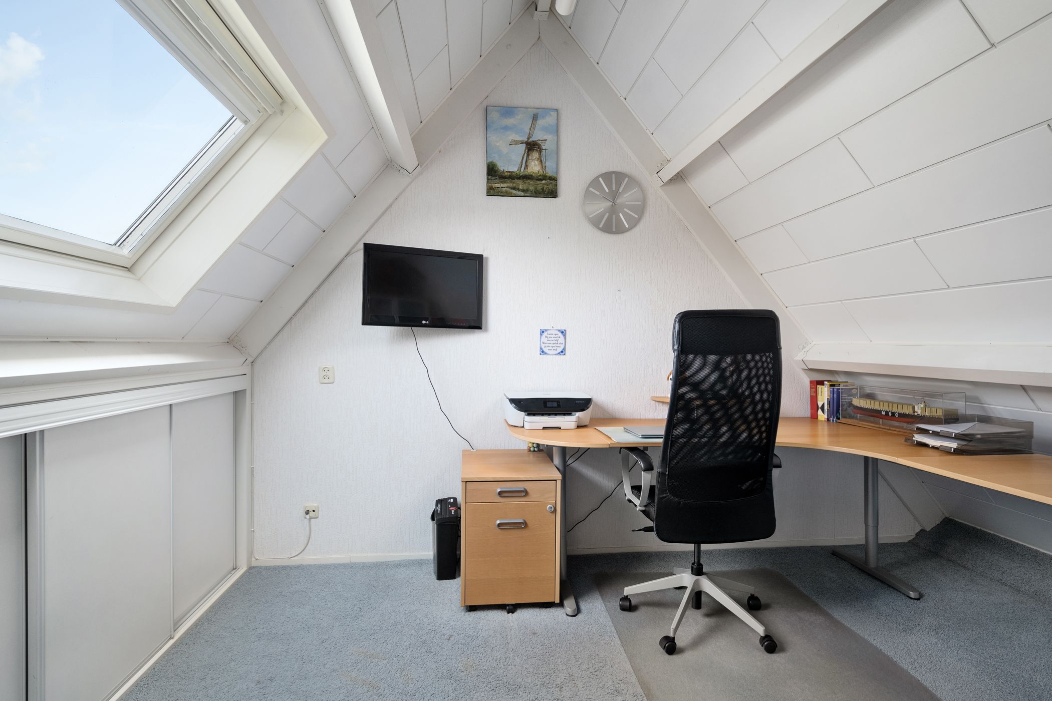 Foto 24 van Burg. Korstanjestraat 71