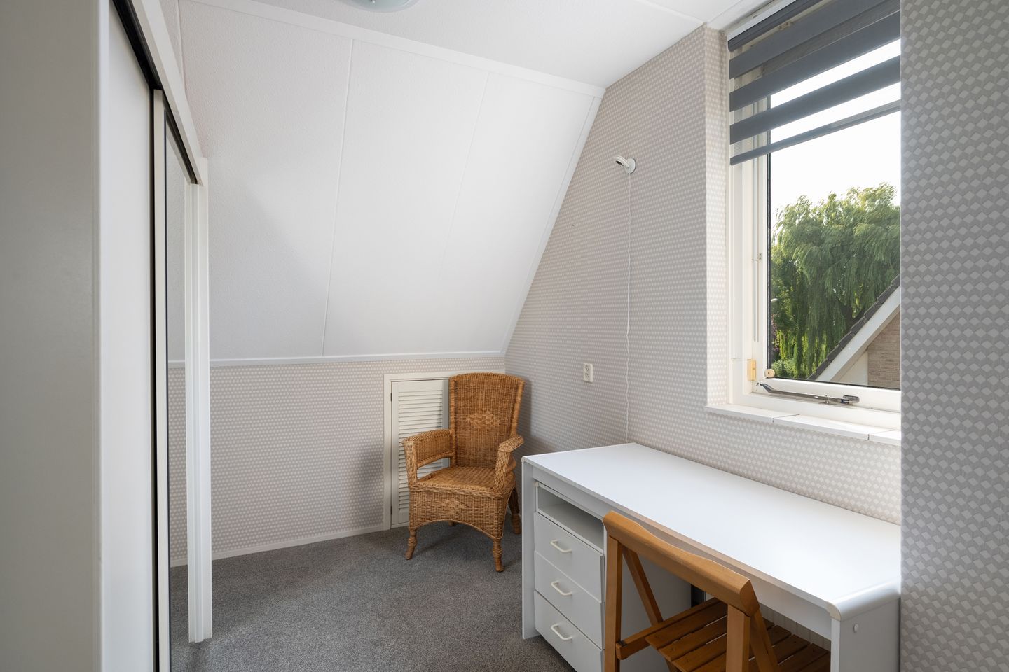 Foto 25 van Burg. Korstanjestraat 71