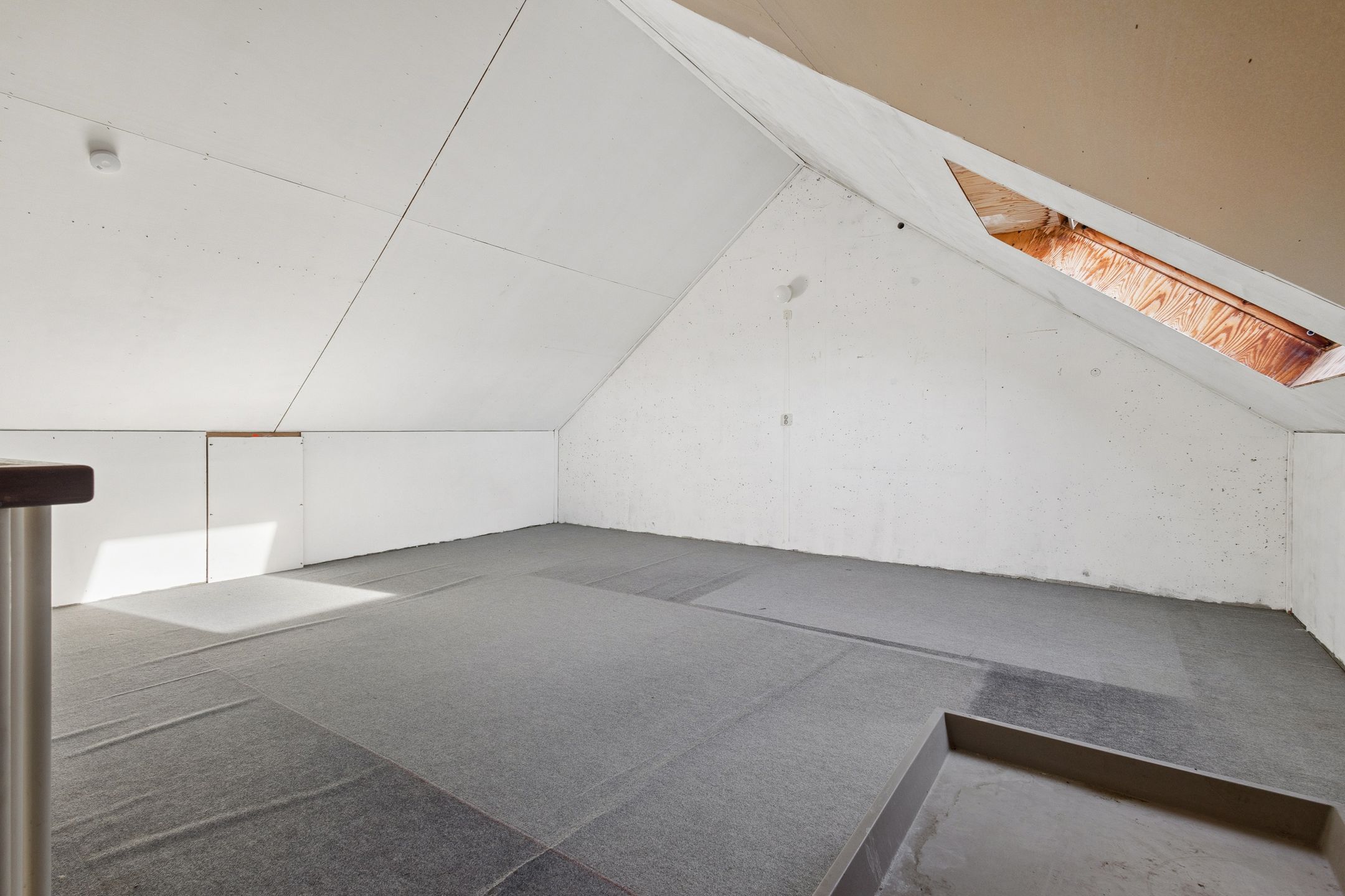 Foto 21 van Lotusbloemweg 34