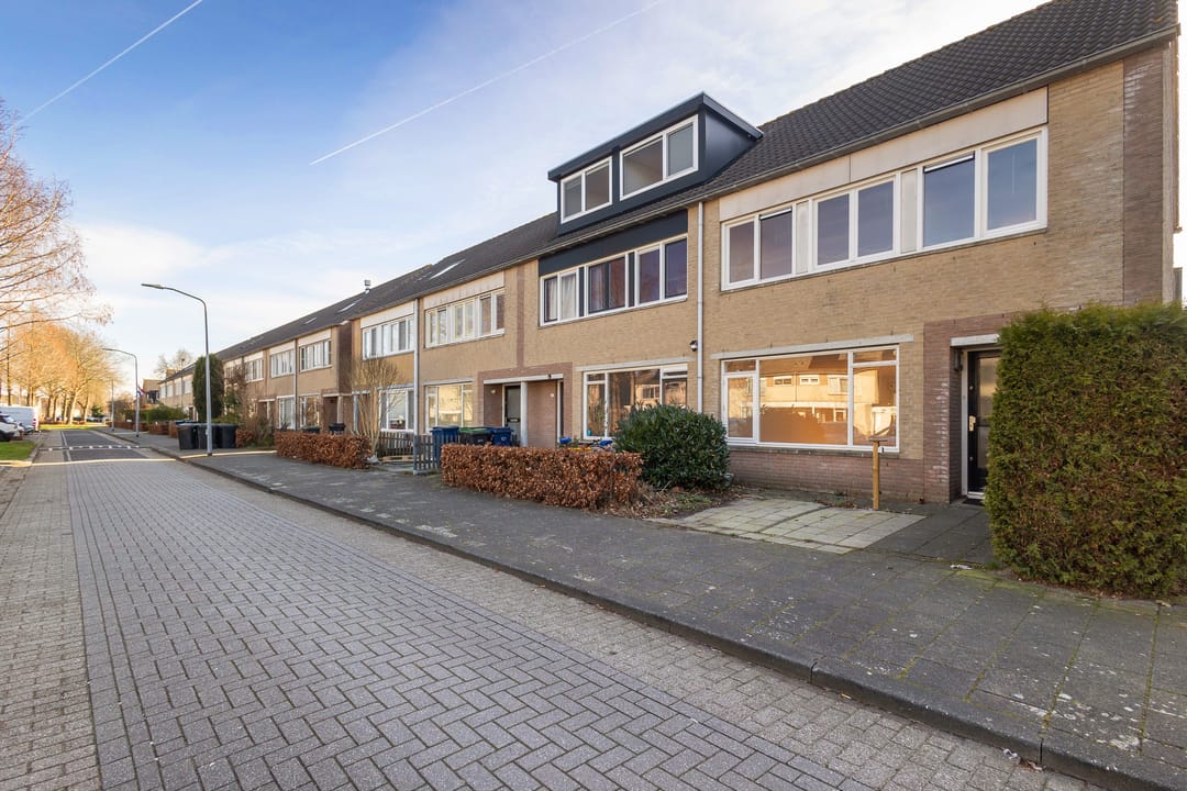 Foto 32 van Lotusbloemweg 34