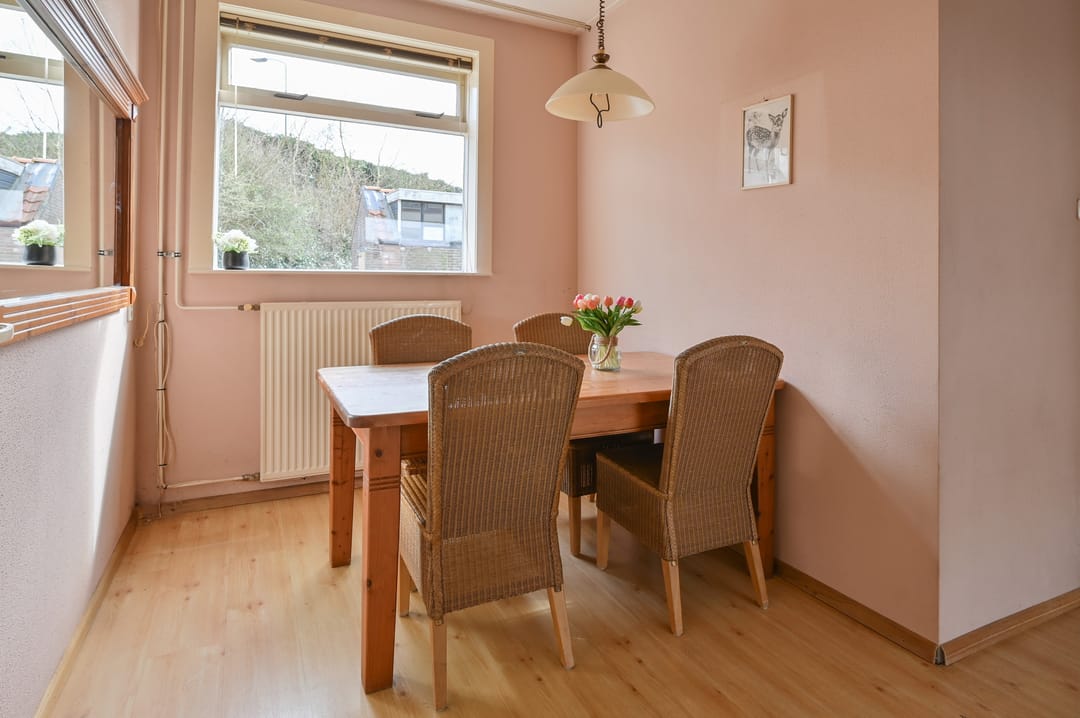 Photo 7 of Van Oldenbarneveltstraat 33