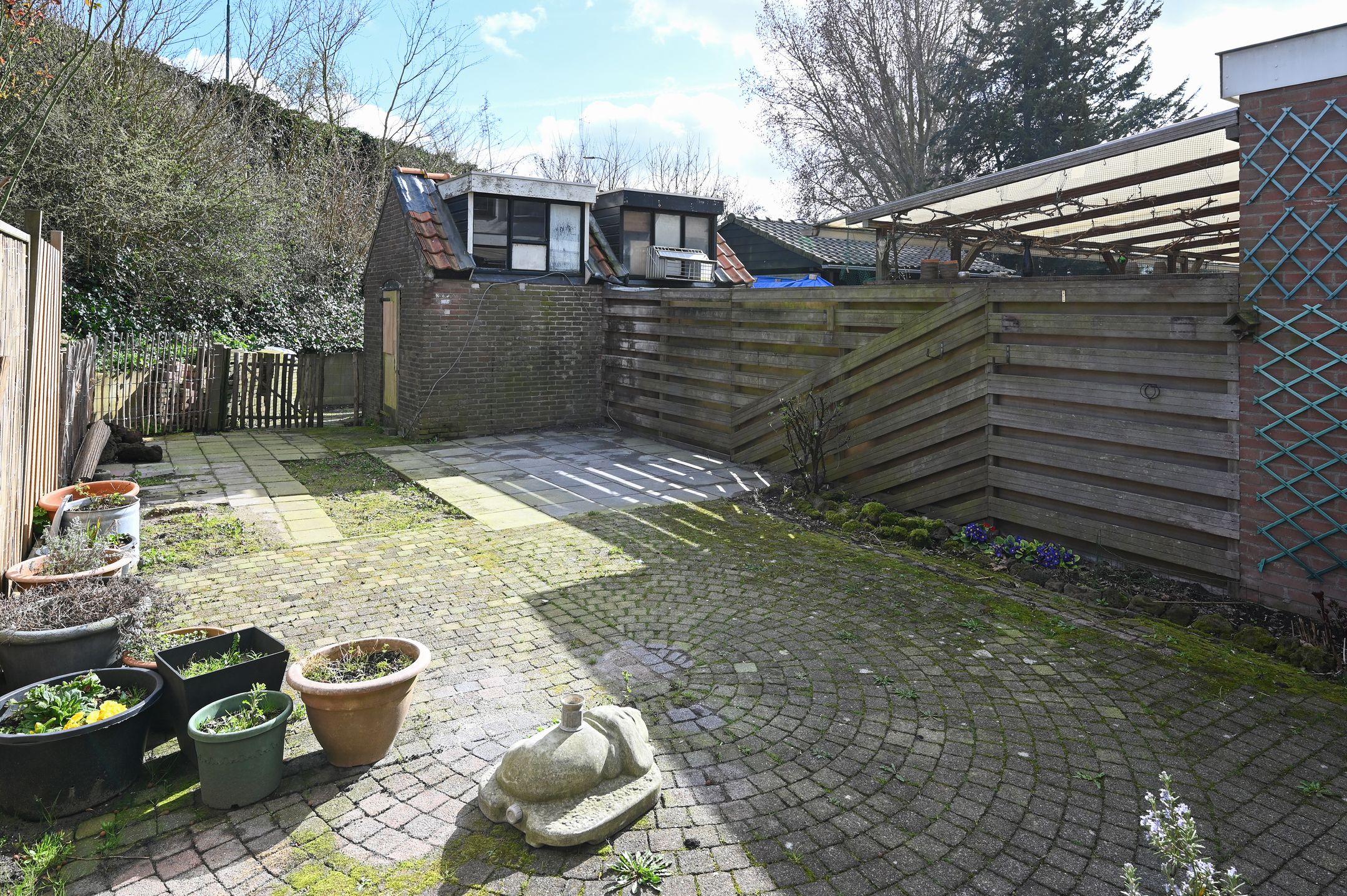 Photo 24 of Van Oldenbarneveltstraat 33