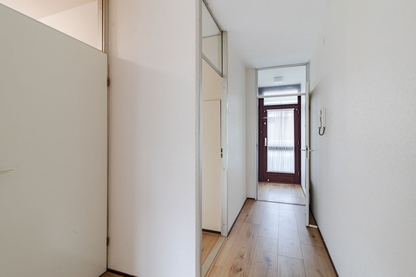 Photo 4 of Catharina van Rennesstraat 148