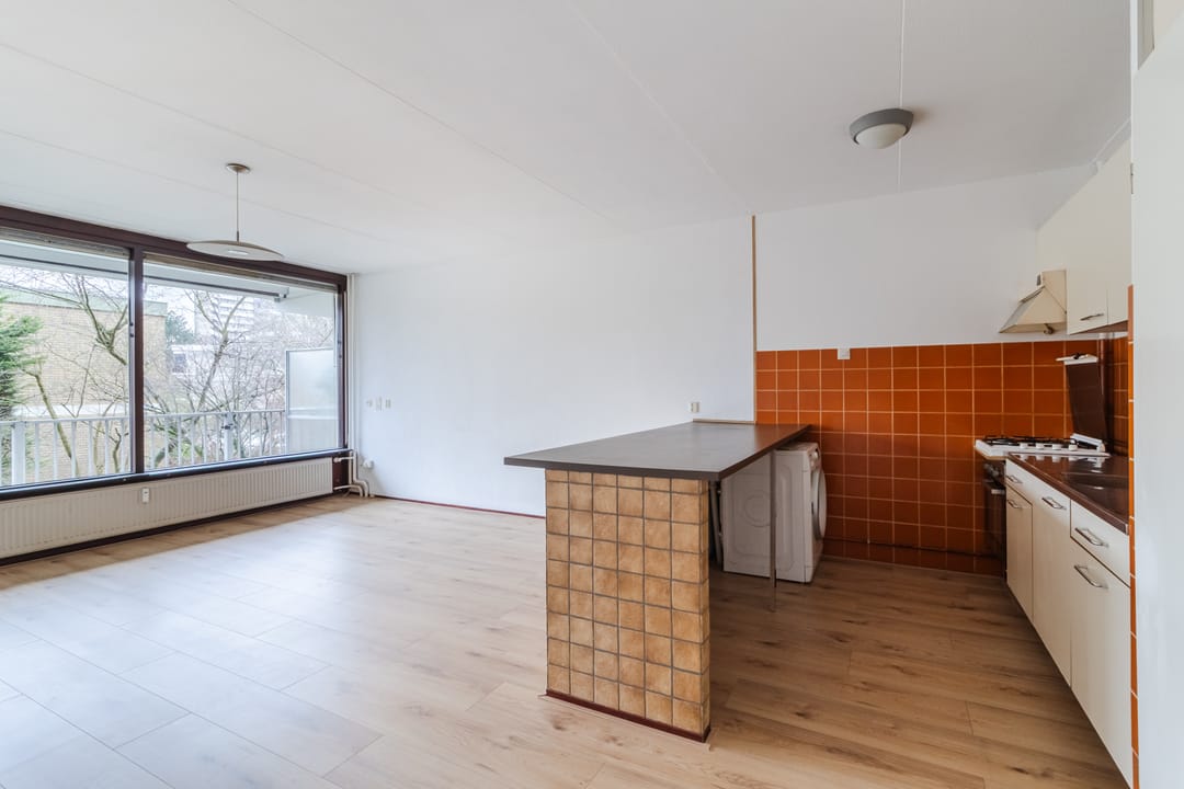 Photo 17 of Catharina van Rennesstraat 148