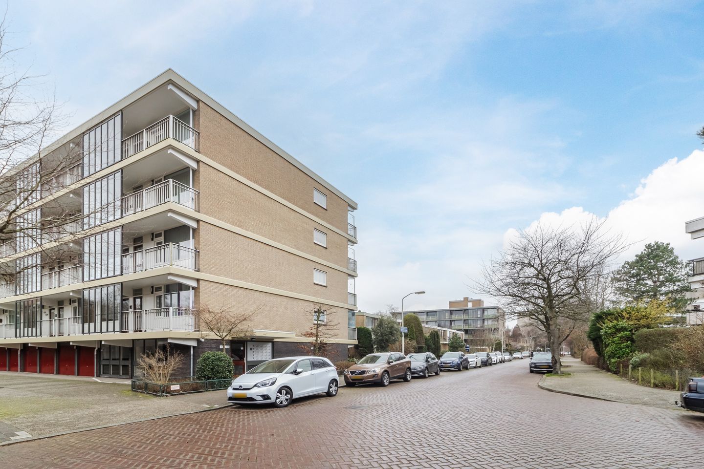 Photo 35 of Catharina van Rennesstraat 148