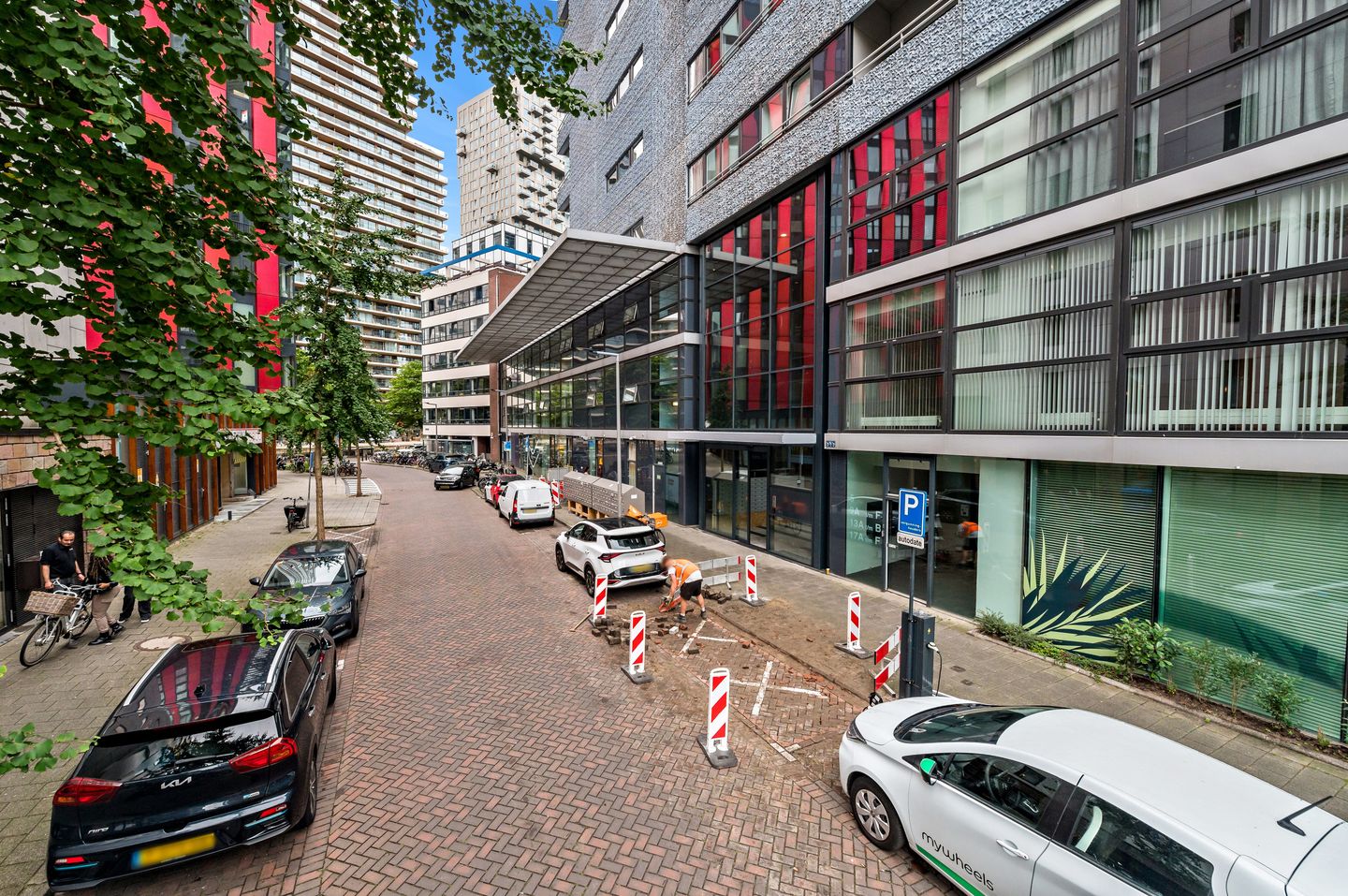 Photo 4 of Wijnbrugstraat 101