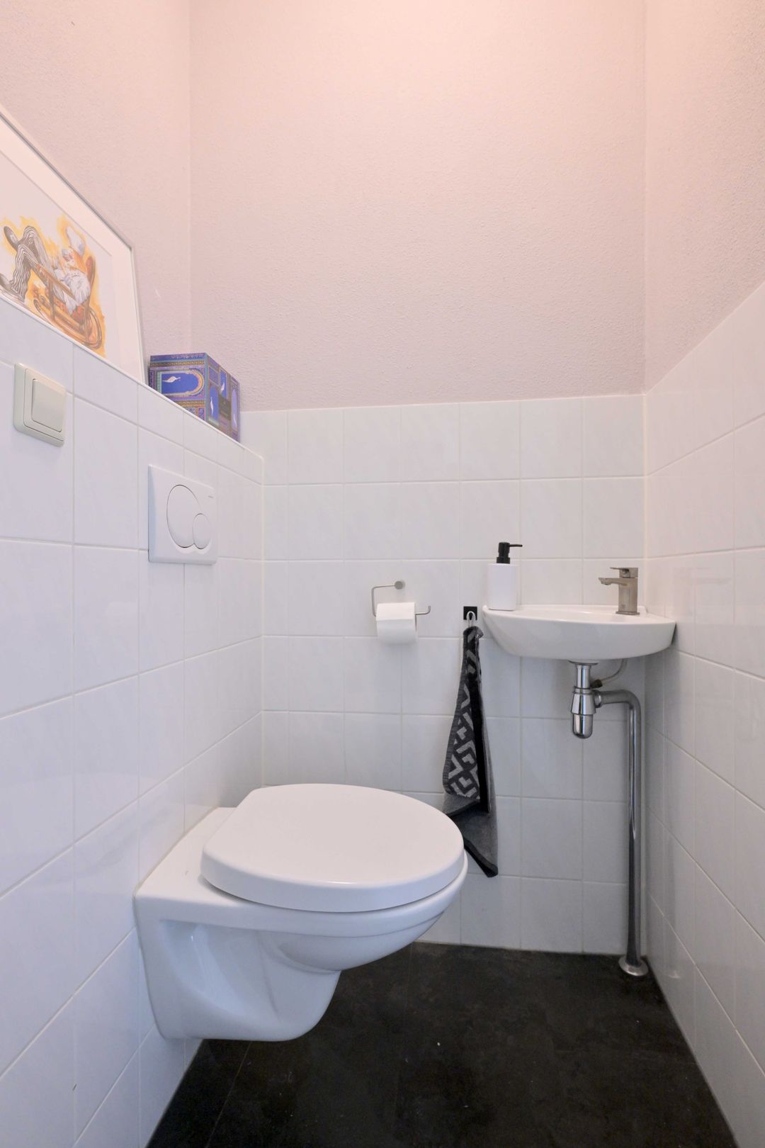 Photo 11 of Raamstraat 72