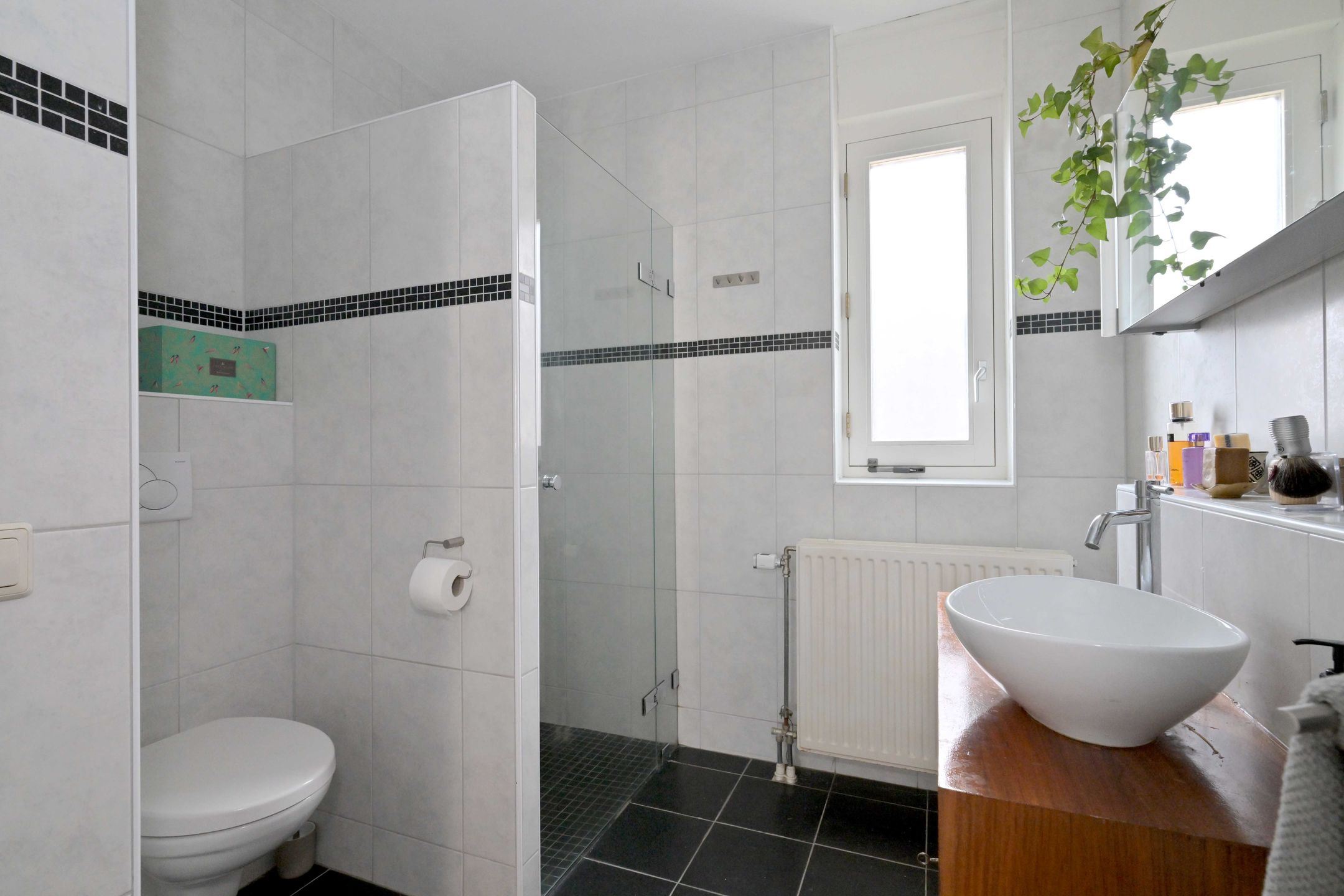 Photo 15 of Raamstraat 72