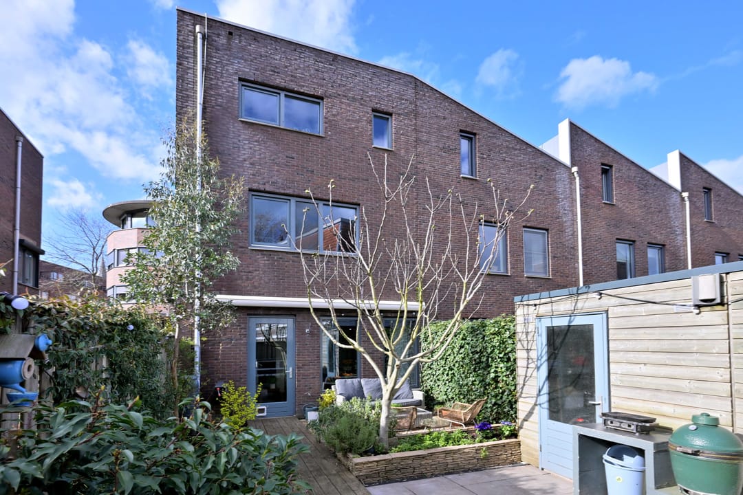 Photo 32 of Raamstraat 72