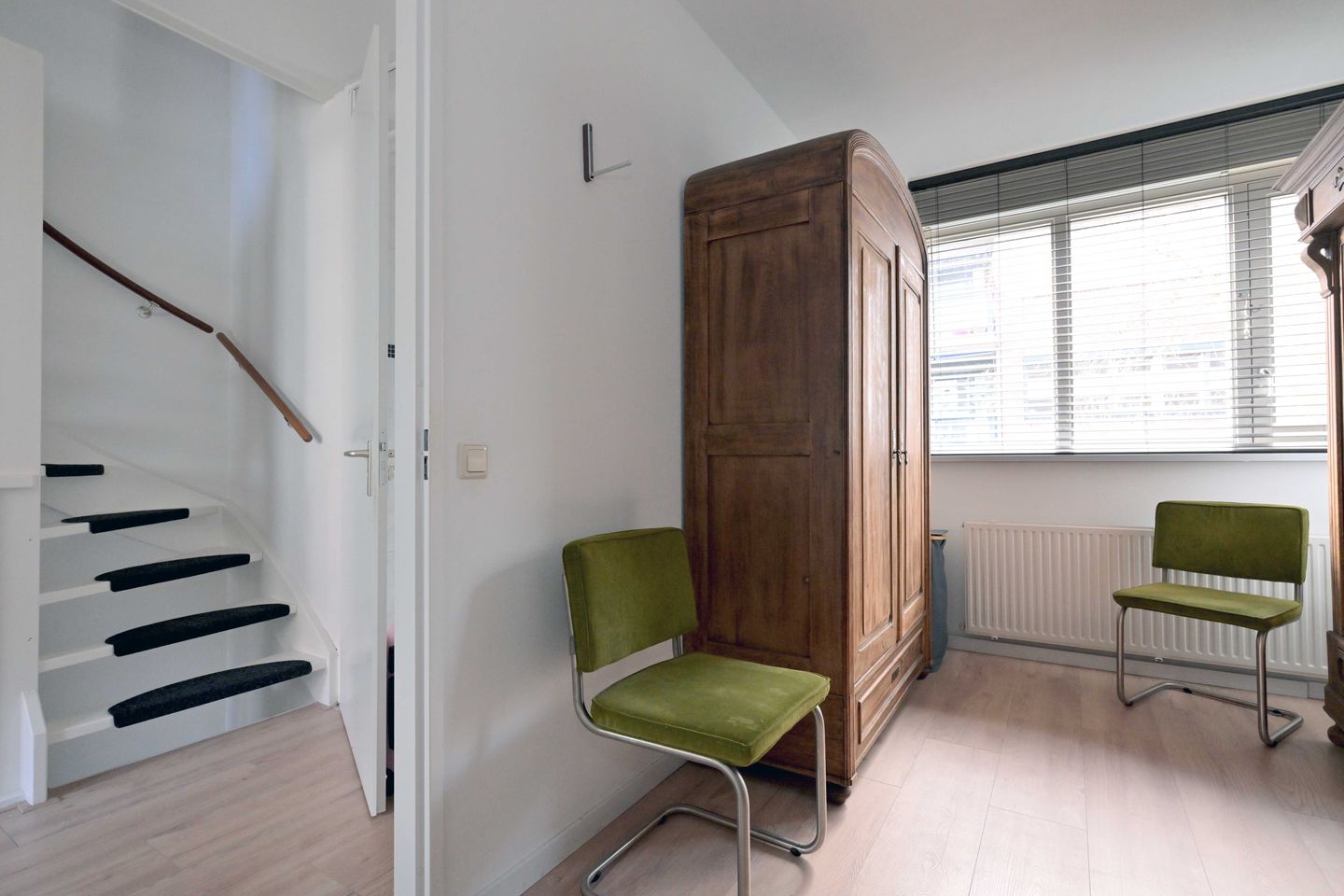 Photo 14 of Raamstraat 72