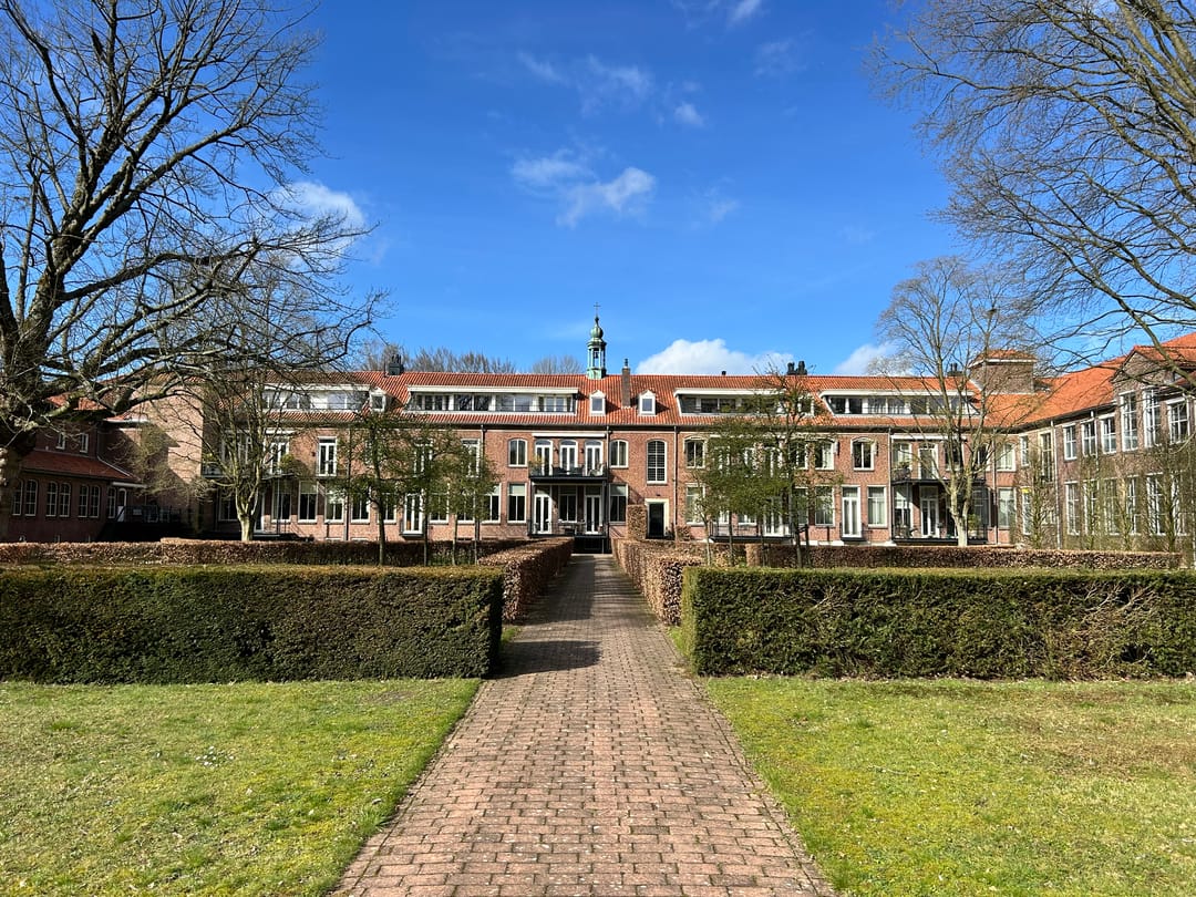 Photo 41 of Kapucijnenhof 60