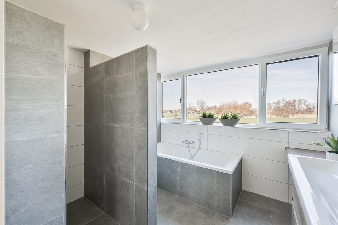 Foto 26 van Meester Koolenweg 46