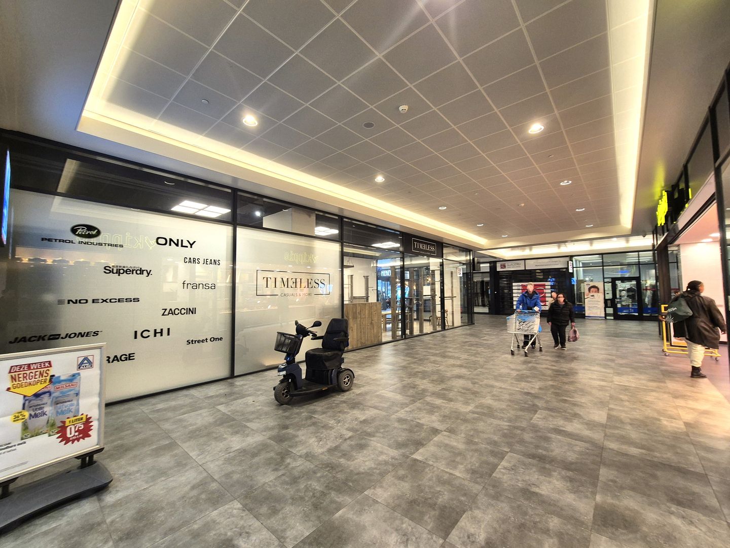 View photo 3 of De Savornin Lohmanplein 28