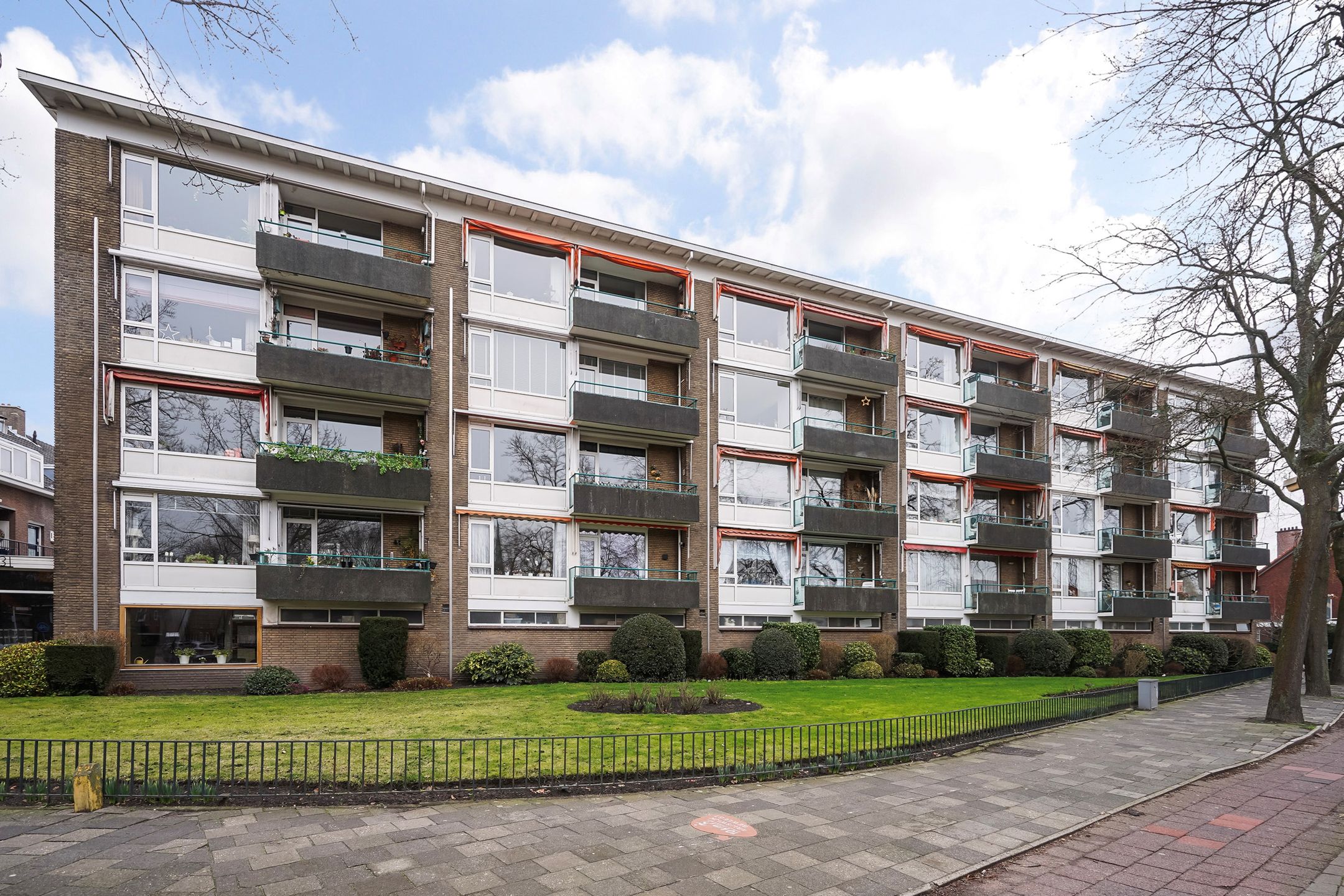 Foto 27 van Ruysdaelplein 21