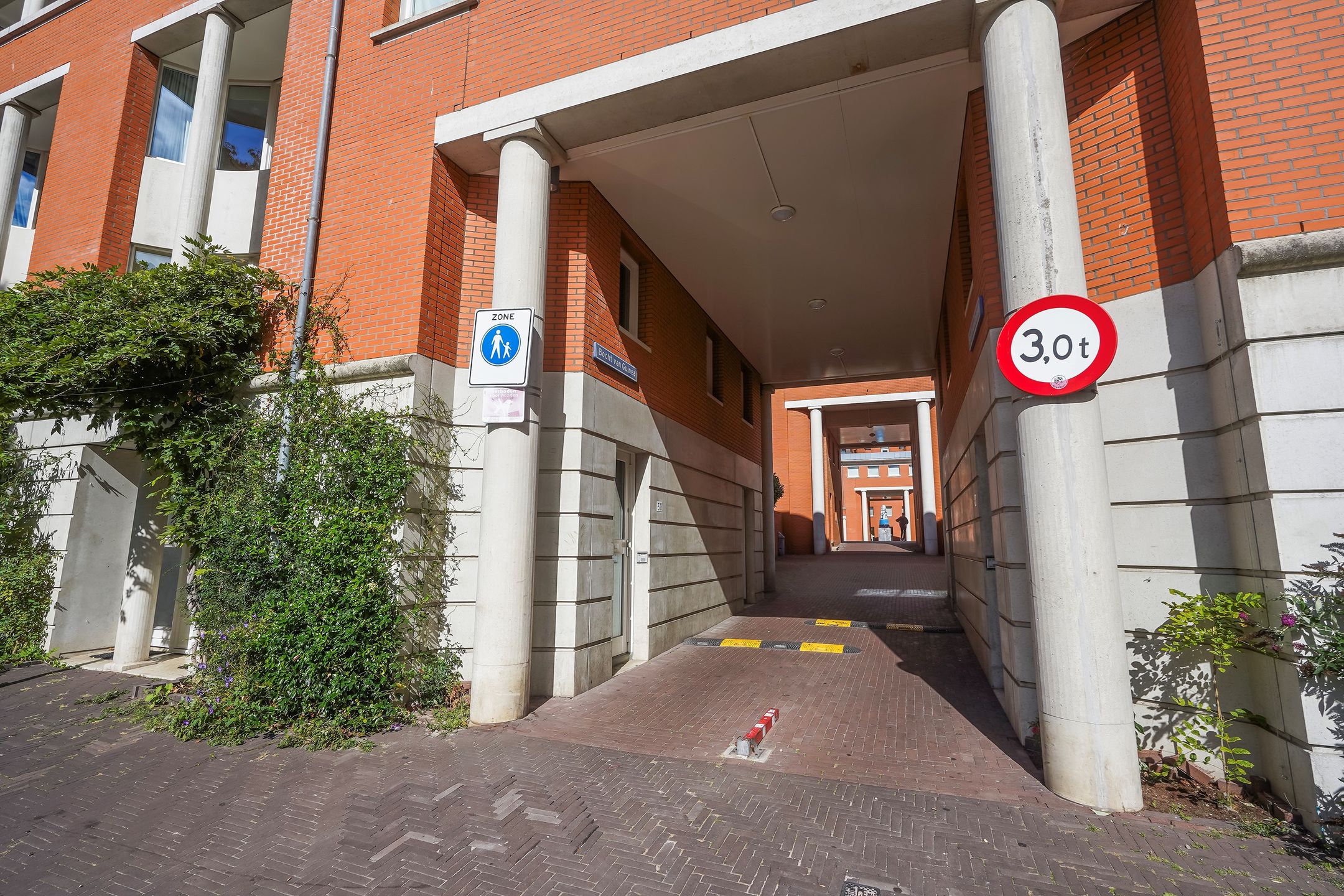 Foto 27 van Bocht van Guinea 41