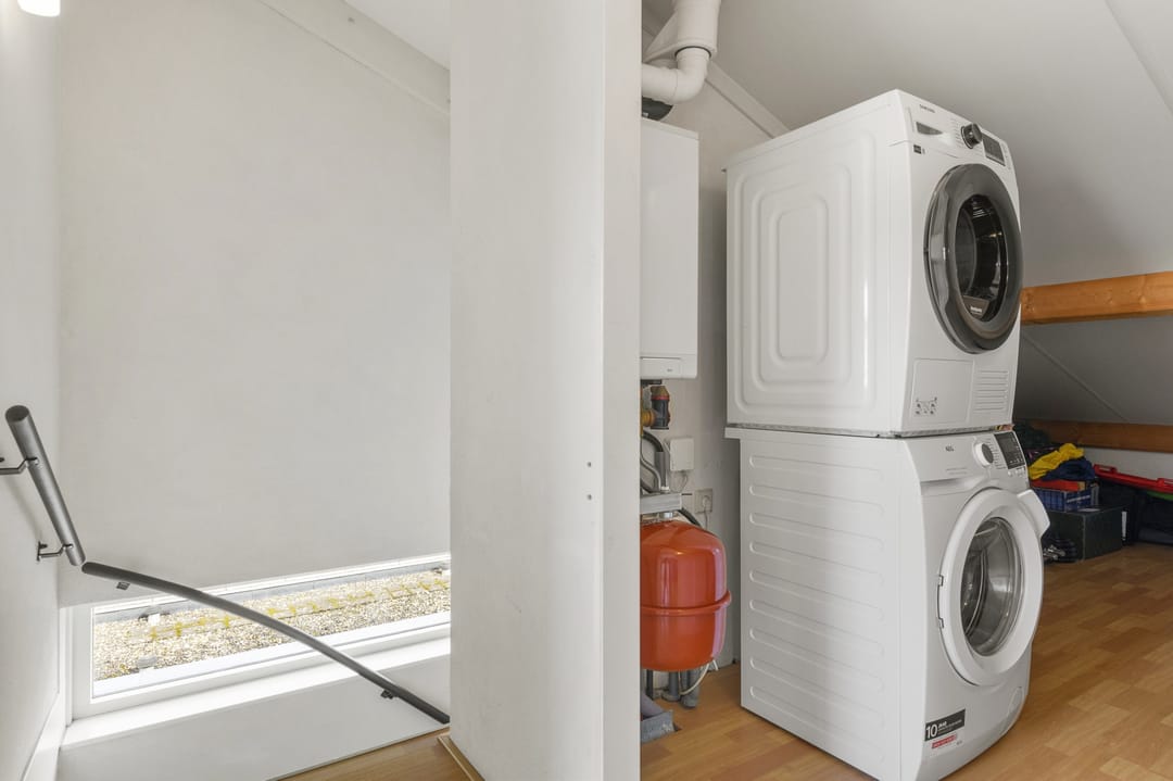 Charming Move-in Ready Family Home with 5 Bedrooms and A+ Energy Label — 31