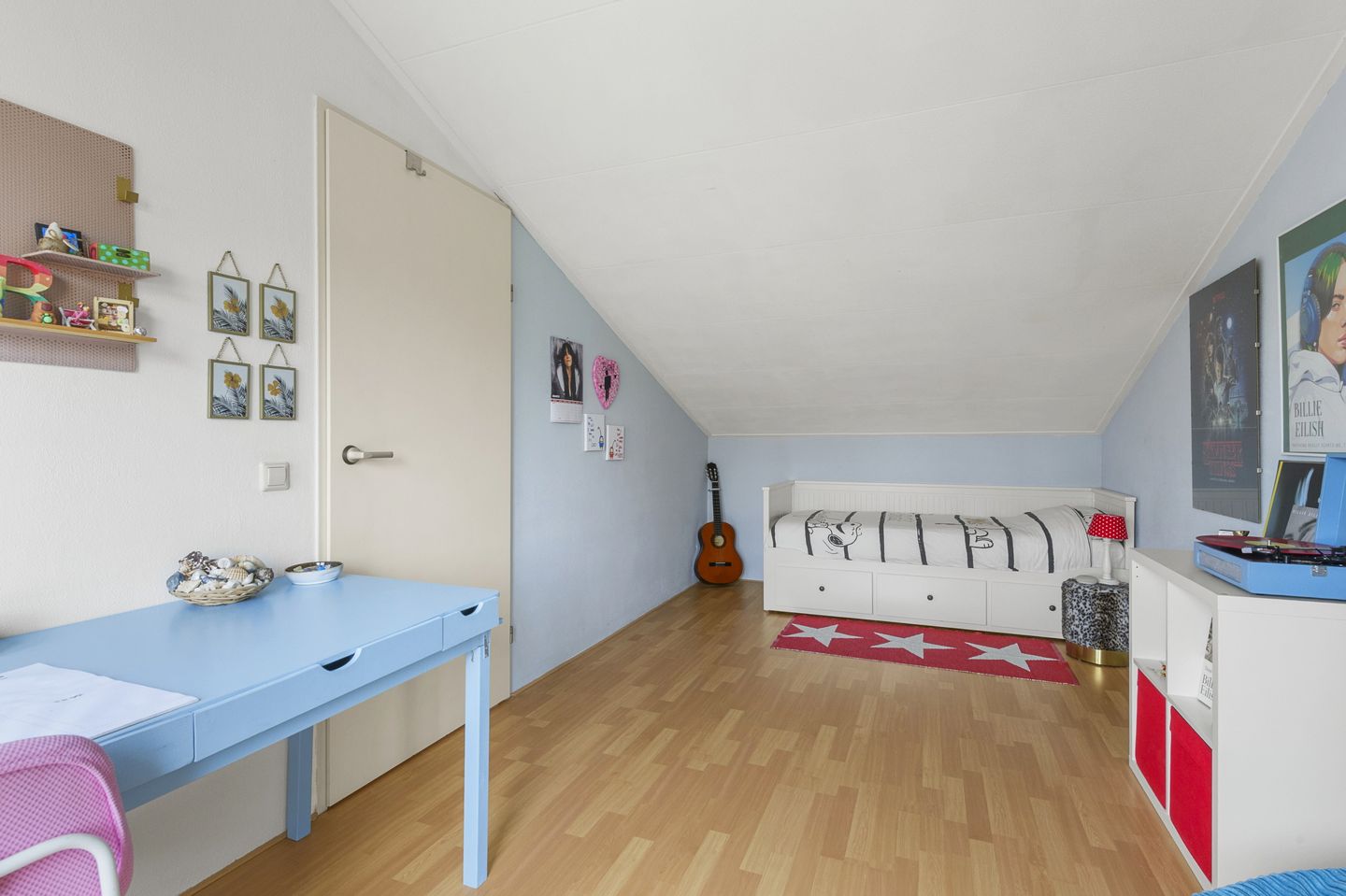 Charming Move-in Ready Family Home with 5 Bedrooms and A+ Energy Label — 34
