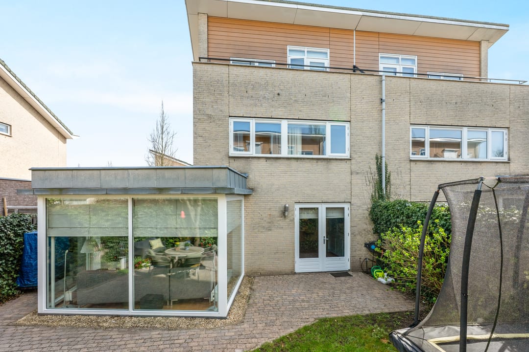 Charming Move-in Ready Family Home with 5 Bedrooms and A+ Energy Label — 37