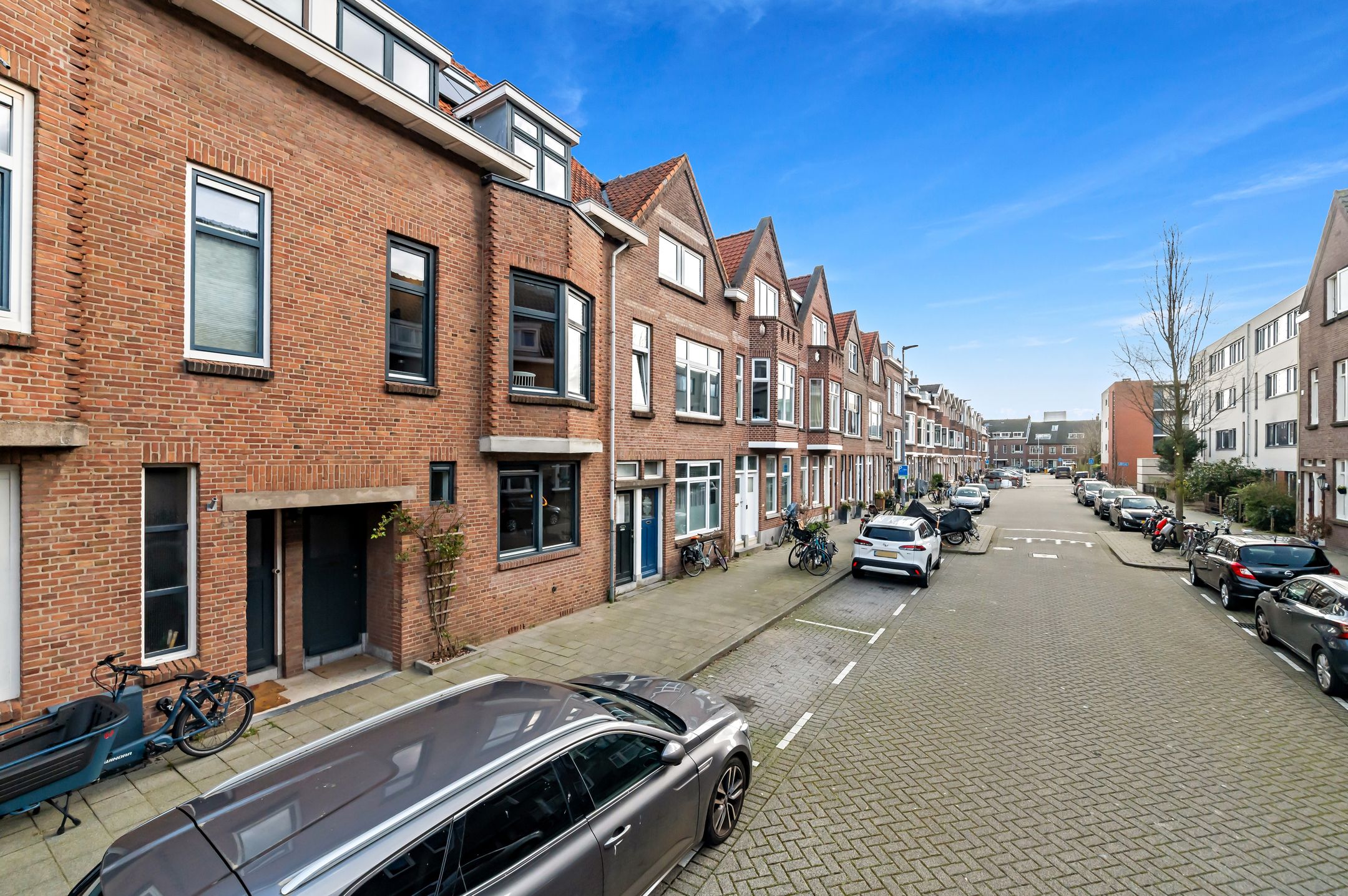 Foto 45 van Baroniestraat 8-A