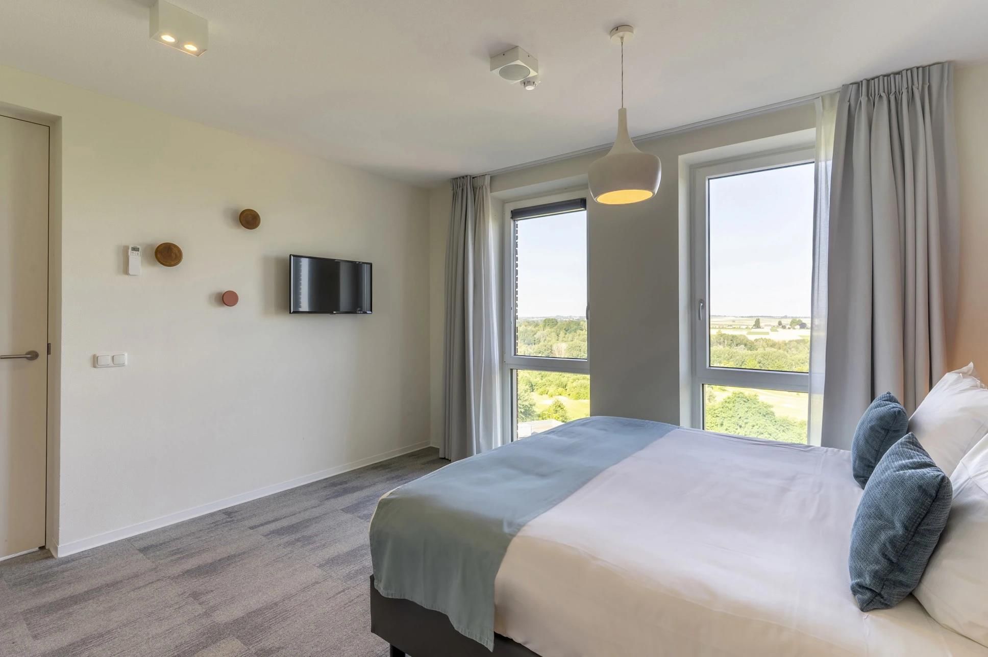 Photo 6 of Het Wilhelmus 1-A105