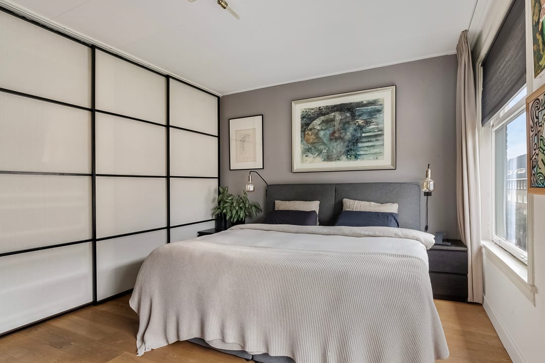 Light and spacious 3-bedroom apartment with balcony and attic room in the Rivierenbuurt — 16