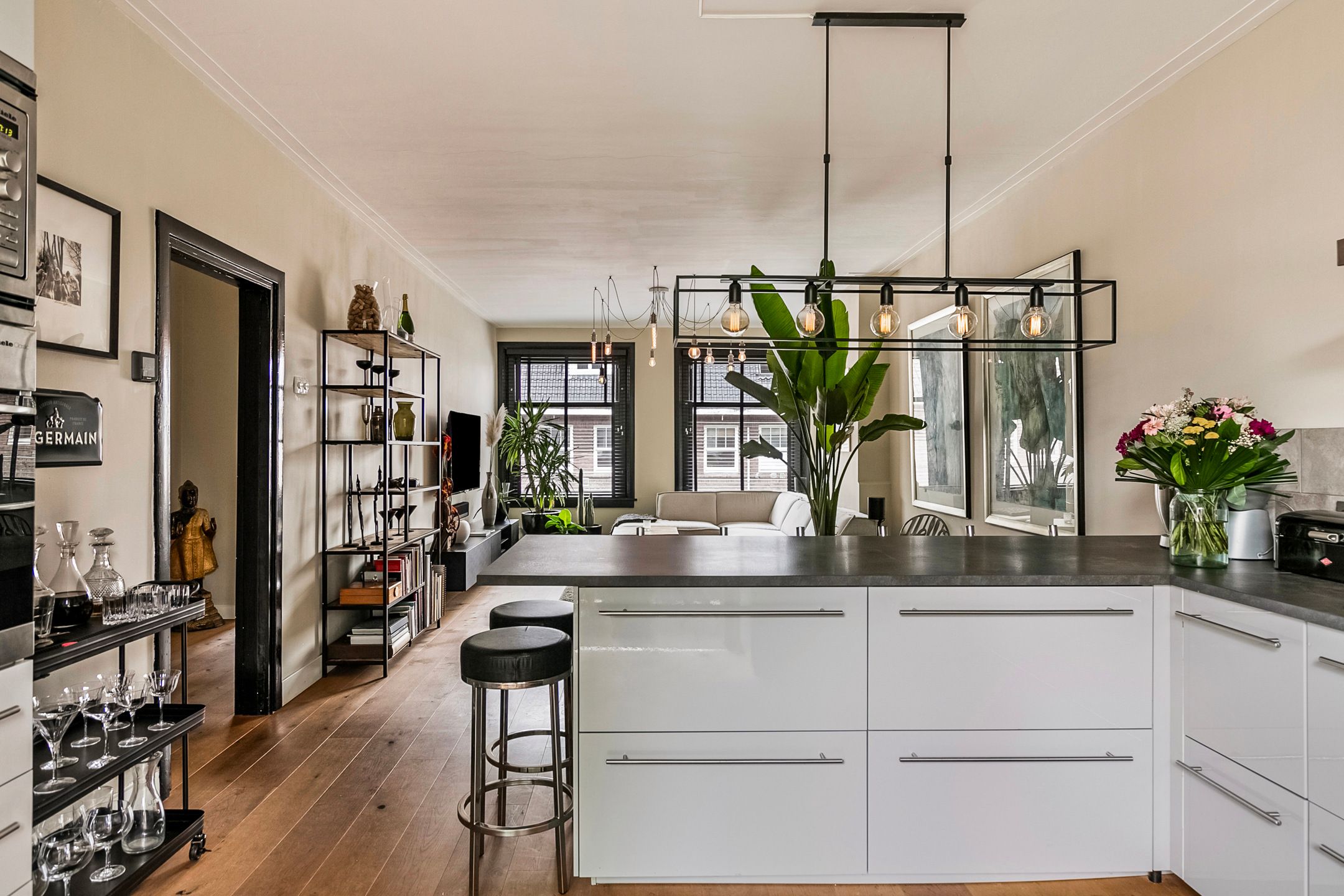 Light and spacious 3-bedroom apartment with balcony and attic room in the Rivierenbuurt — 15