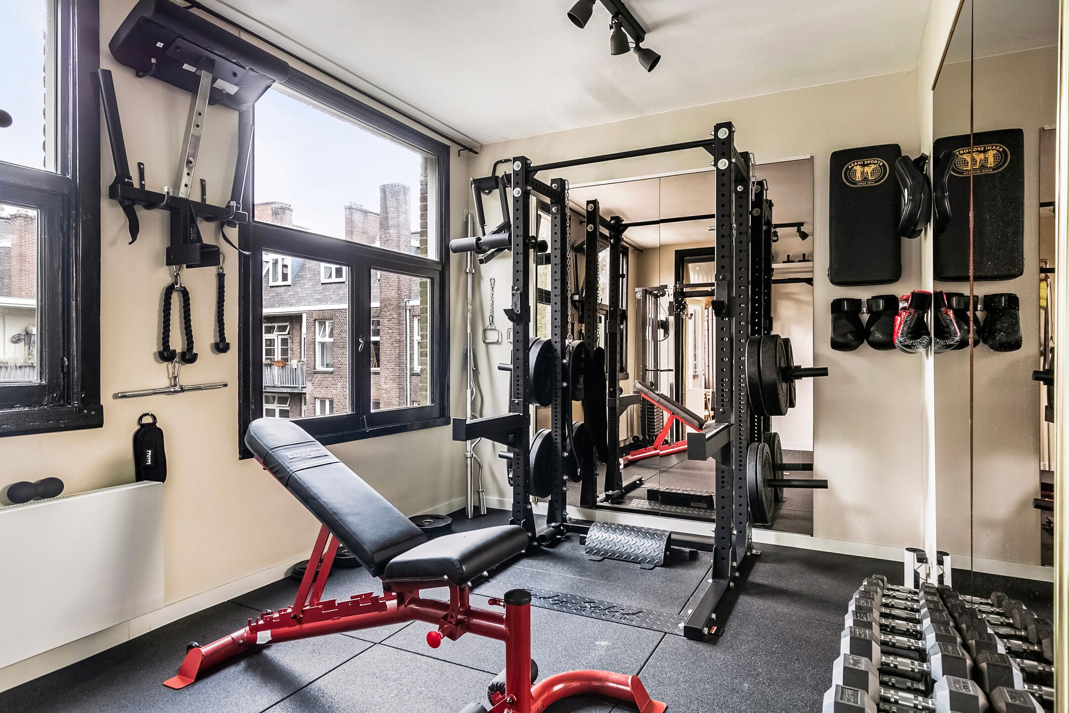 Light and spacious 3-bedroom apartment with balcony and attic room in the Rivierenbuurt — 21