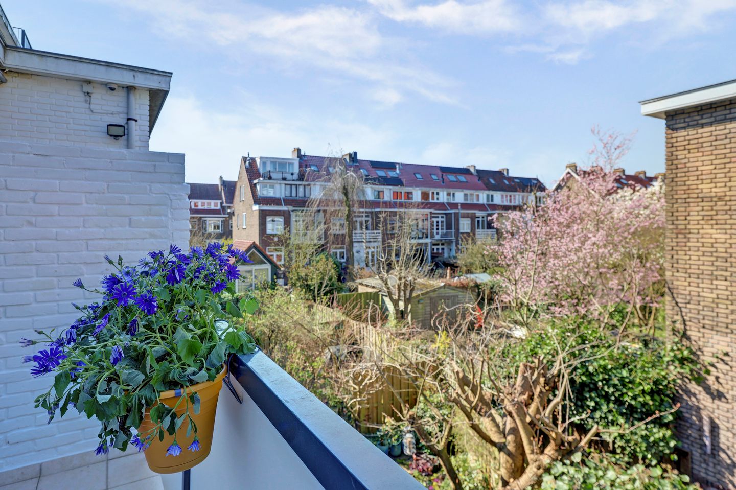 Renovated Upper Floor Apartment with 4 Bedrooms in Hillegersberg — 14