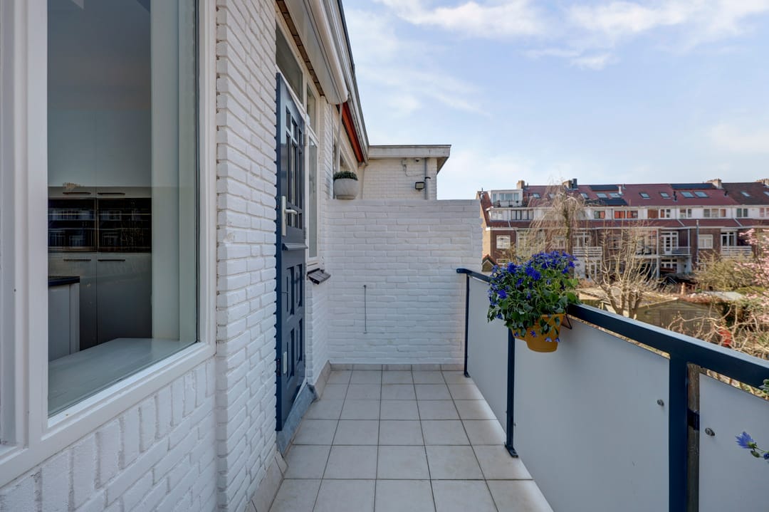 Renovated Upper Floor Apartment with 4 Bedrooms in Hillegersberg — 13