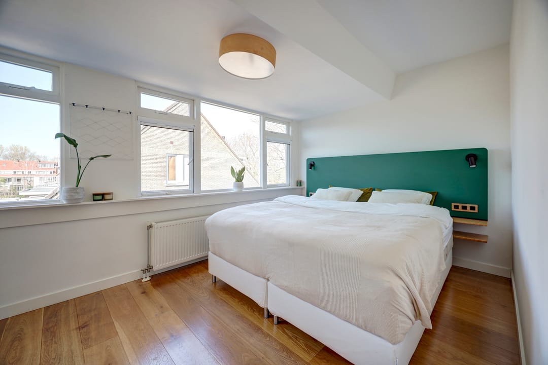Renovated Upper Floor Apartment with 4 Bedrooms in Hillegersberg — 16