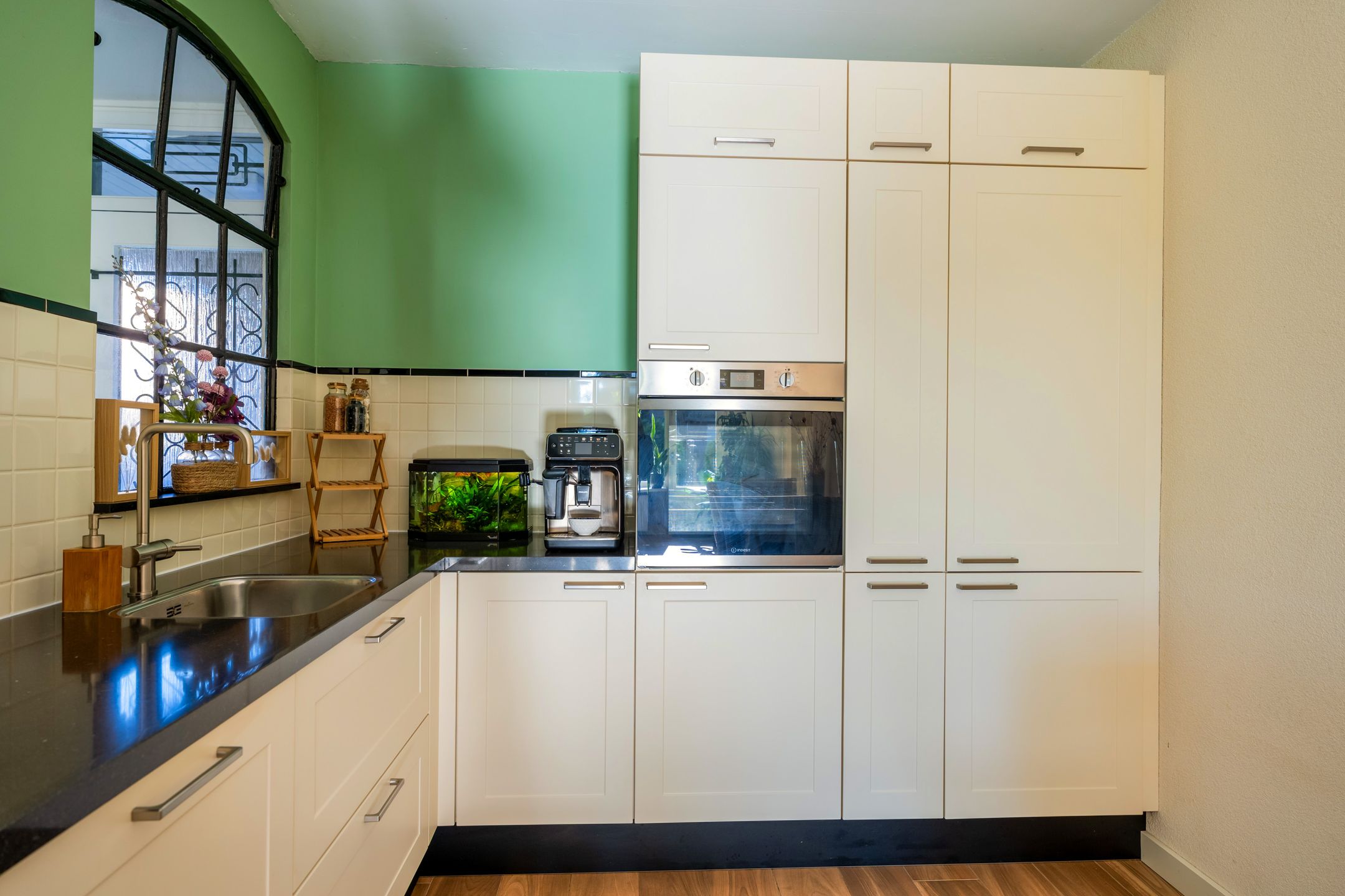 Foto 15 van Anna van Hensbeeksingel 183