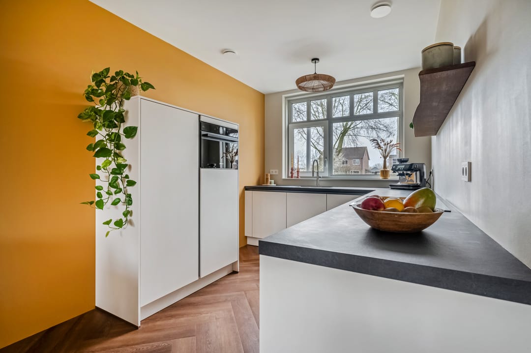 Modern and Energy Efficient Terraced House with Luxury Finish and Garden — 17