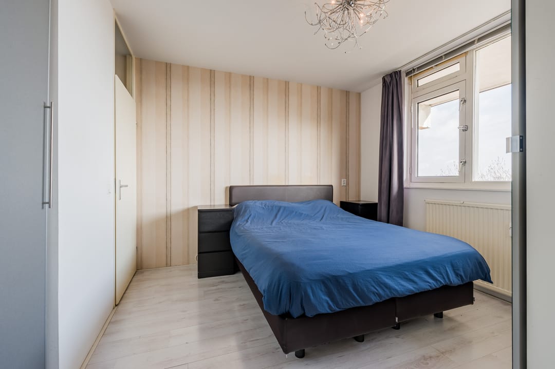 Light 2-room apartment with sunny balcony on the 7th floor in Diemen — 22