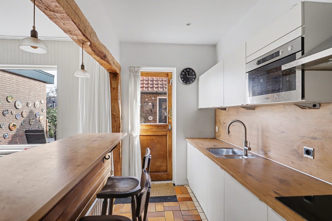 Well-maintained 1930s terraced house with deep garden in Soest 't Hart — 17