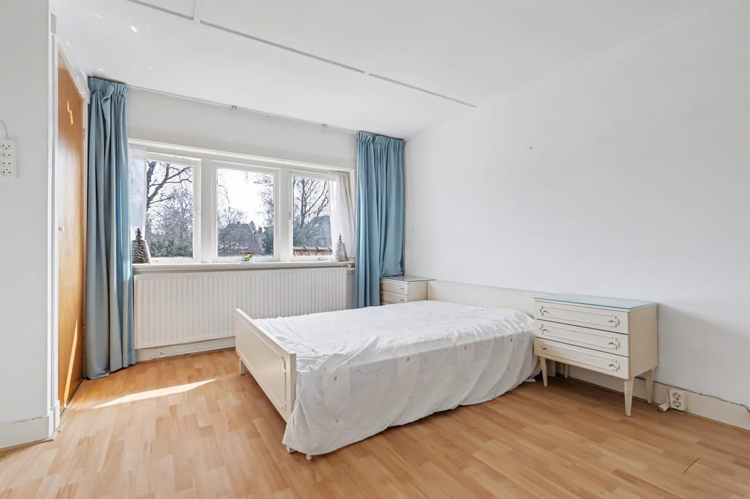 Well-maintained 1930s terraced house with deep garden in Soest 't Hart — 22