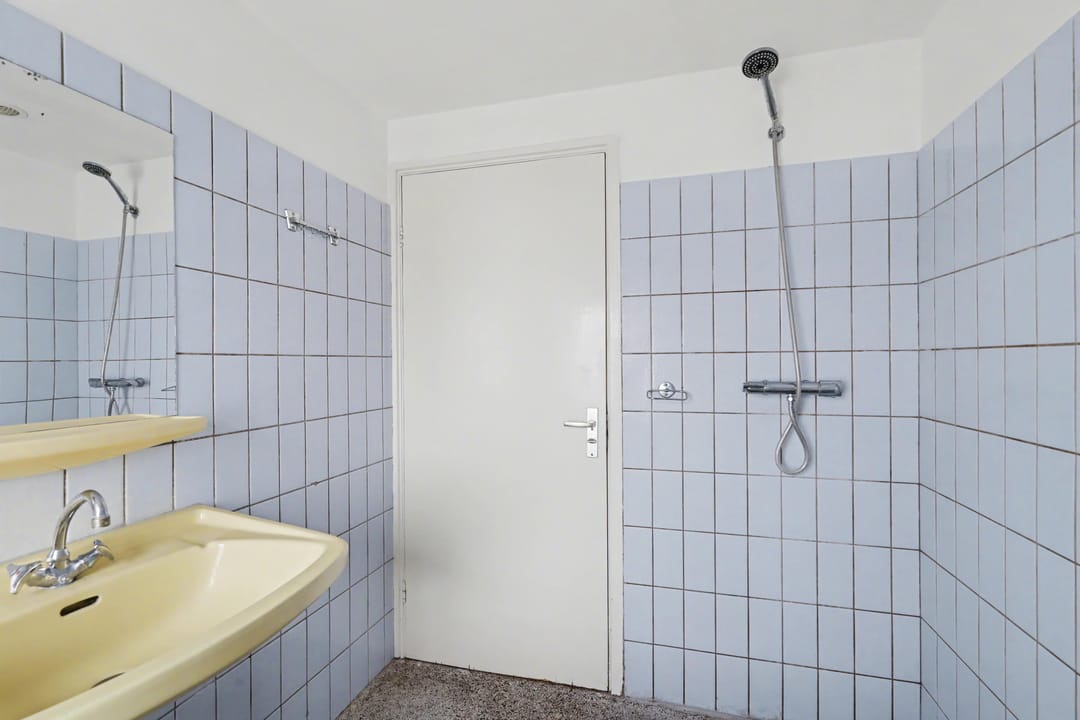 Well-maintained 1930s terraced house with deep garden in Soest 't Hart — 28