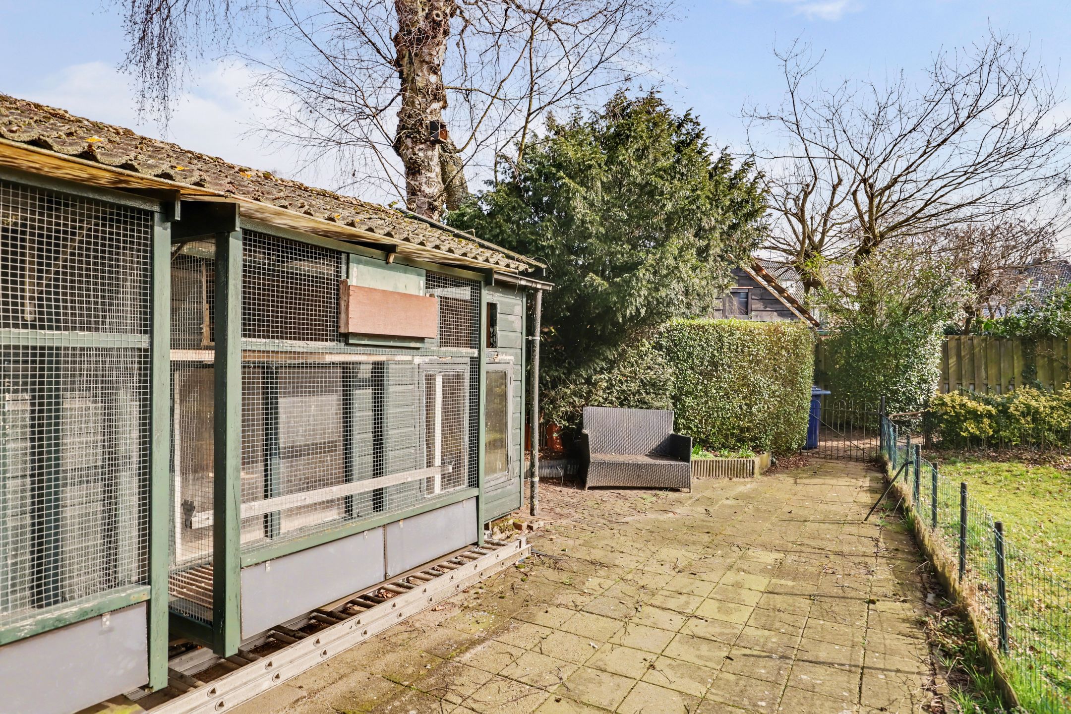 Well-maintained 1930s terraced house with deep garden in Soest 't Hart — 39