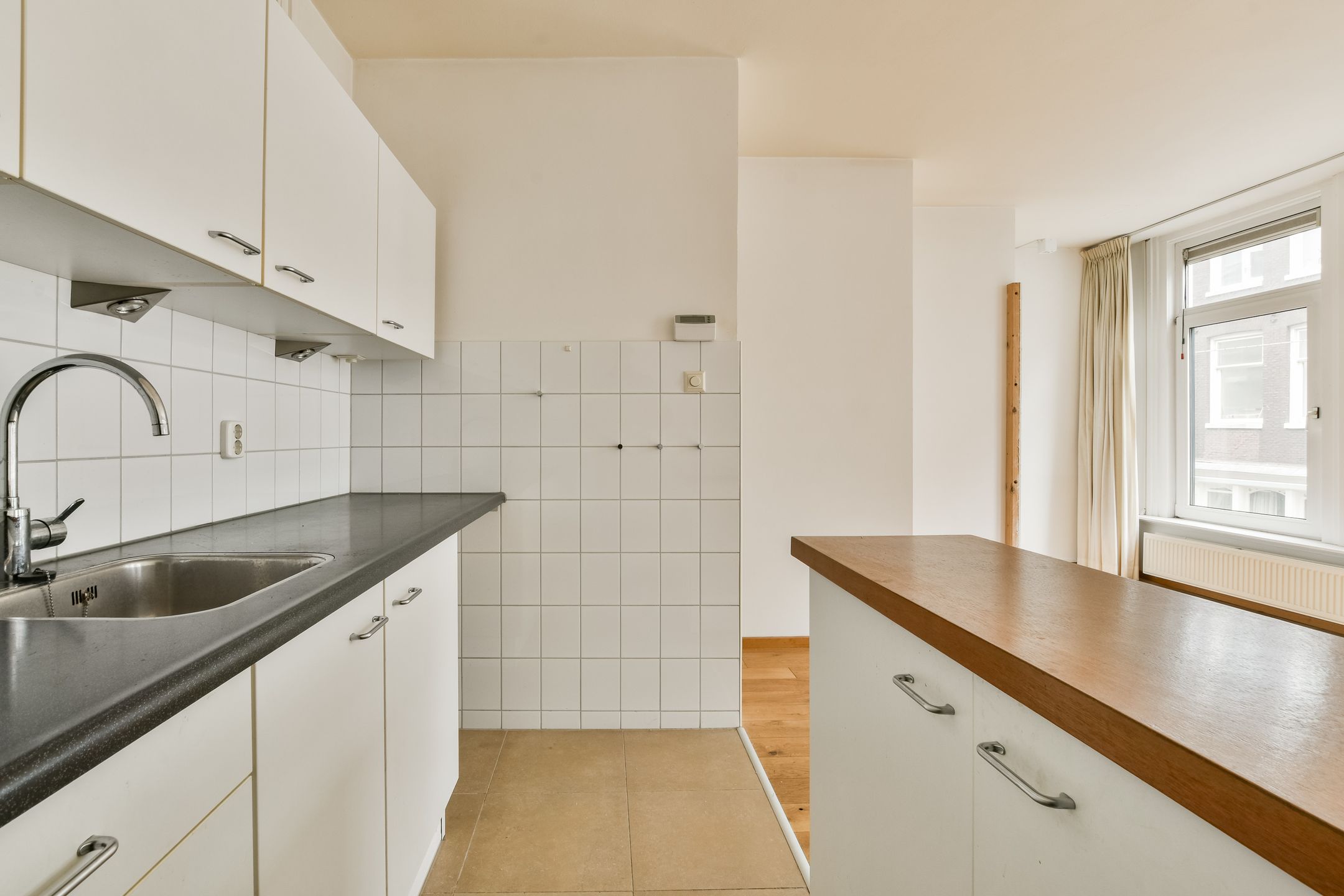 Photo 6 of Goudsbloemstraat 8-1